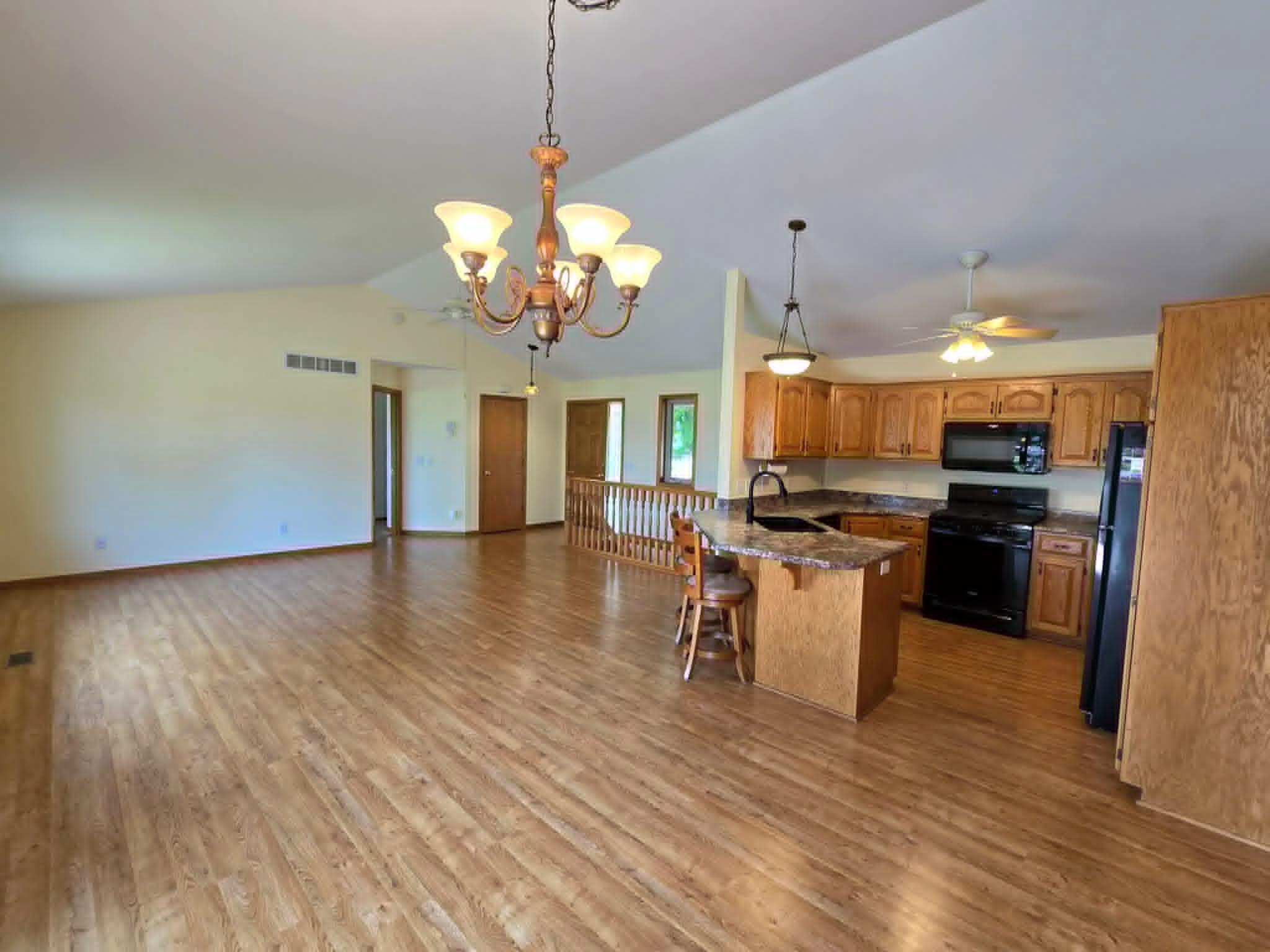 1015 Bluestem Lane Property Photo 6