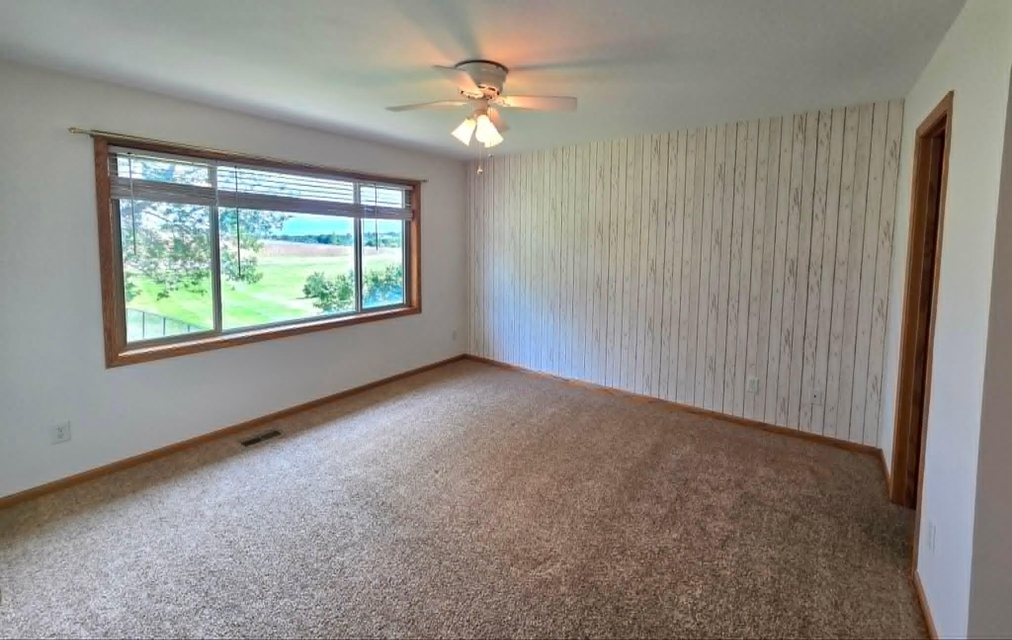 1015 Bluestem Lane Property Photo 12