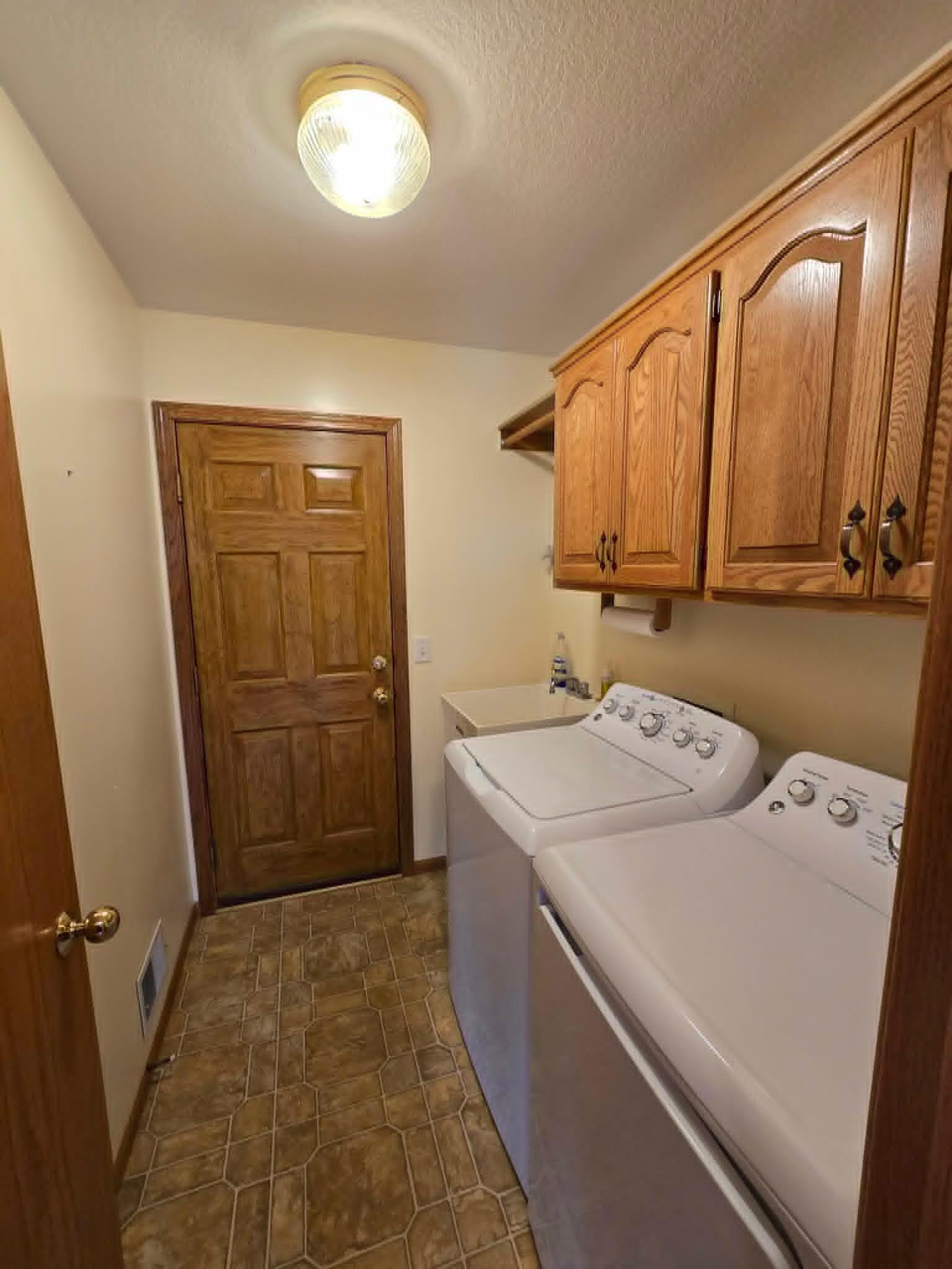 1015 Bluestem Lane Property Photo 19