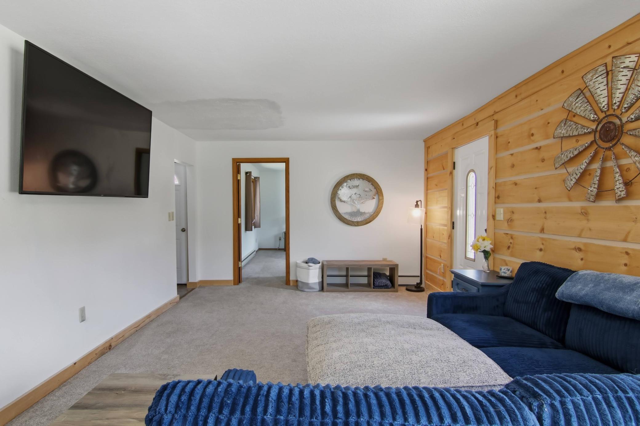 26574 White Pine Avenue N Property Photo 6