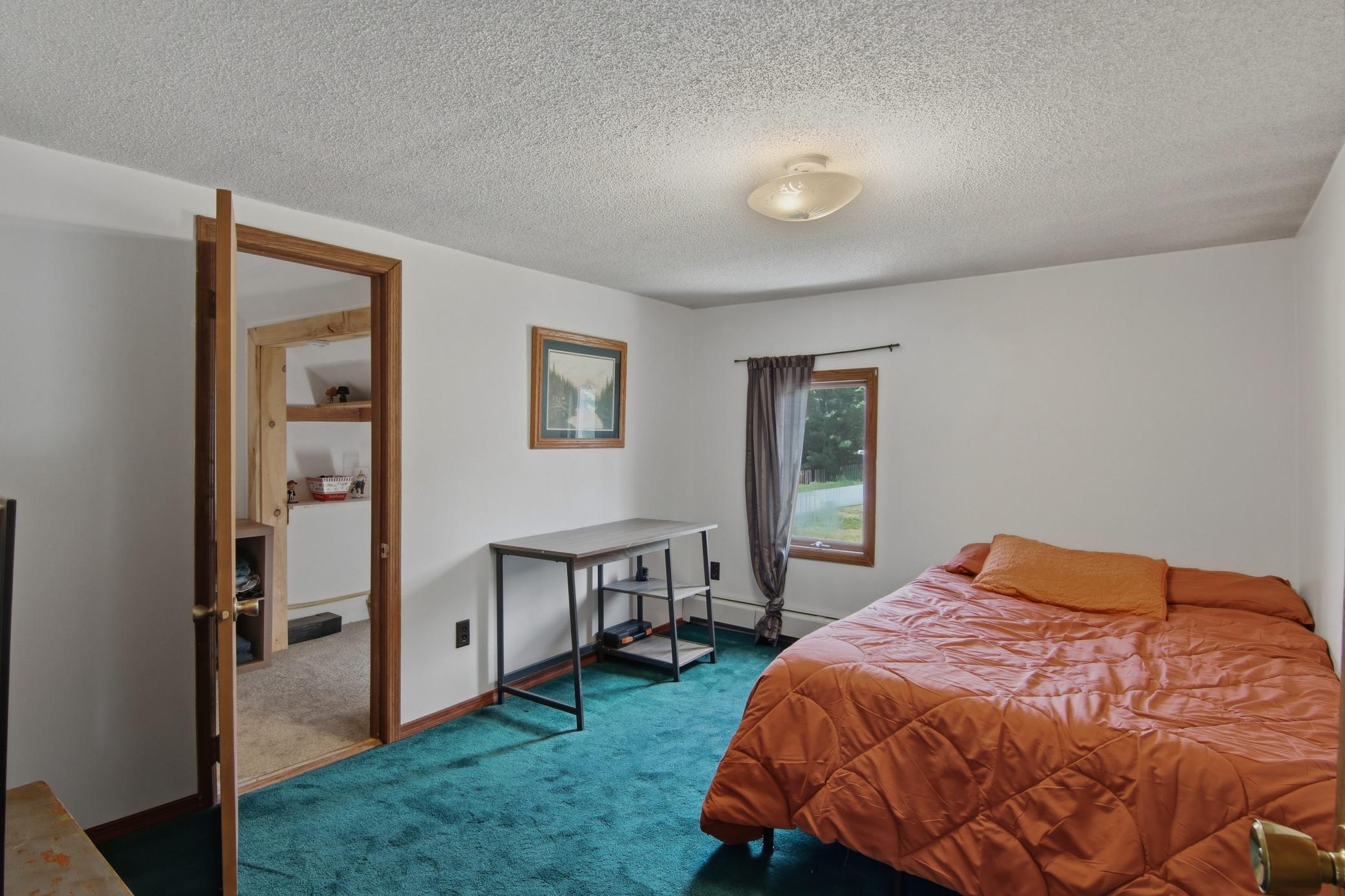 26574 White Pine Avenue N Property Photo 10
