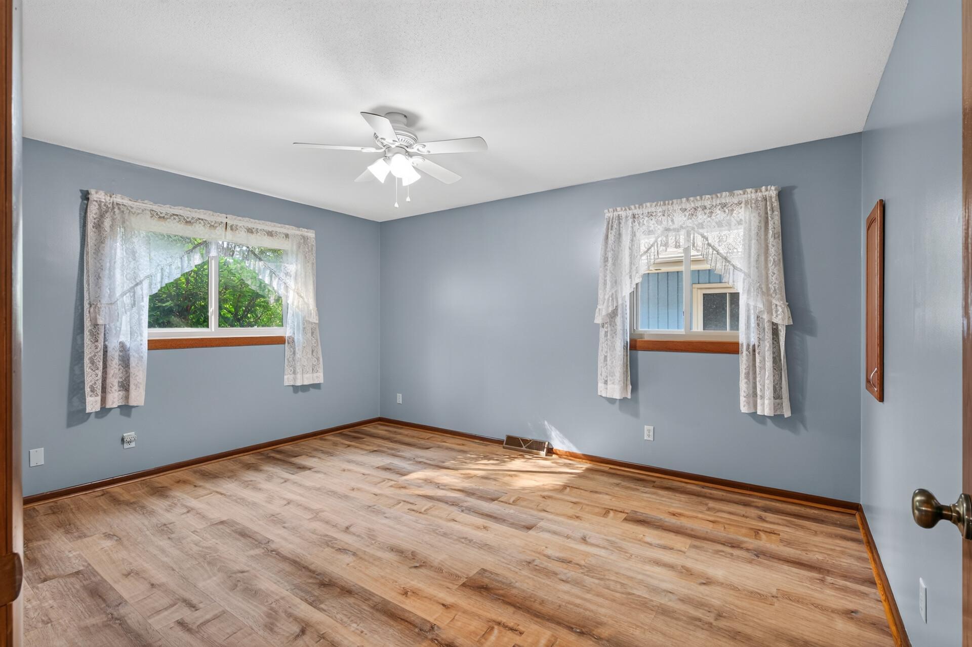 6033 Oak Circle Property Photo 13