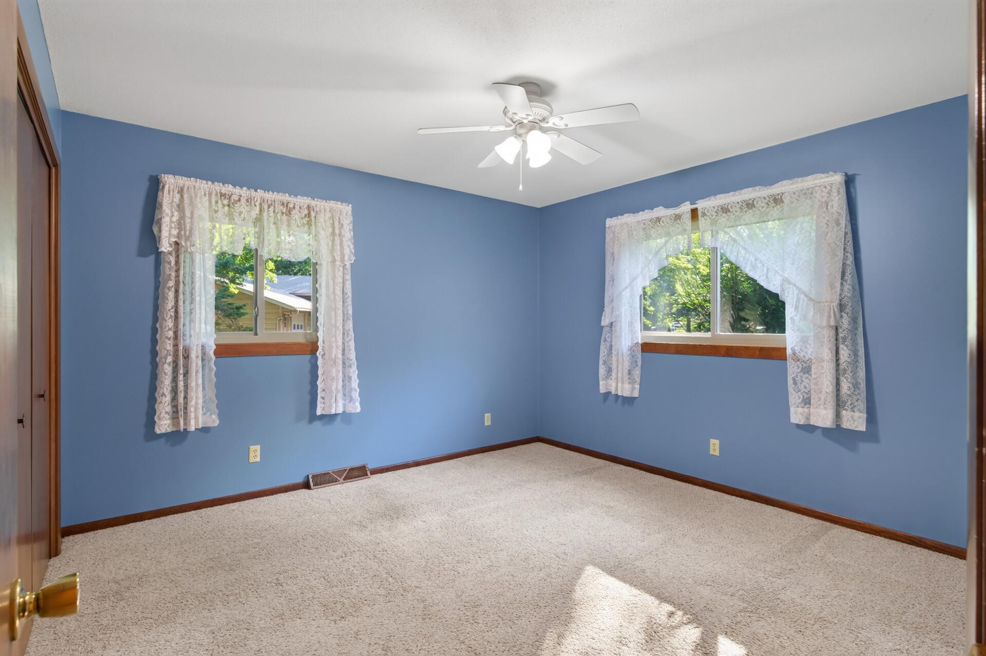 6033 Oak Circle Property Photo 15