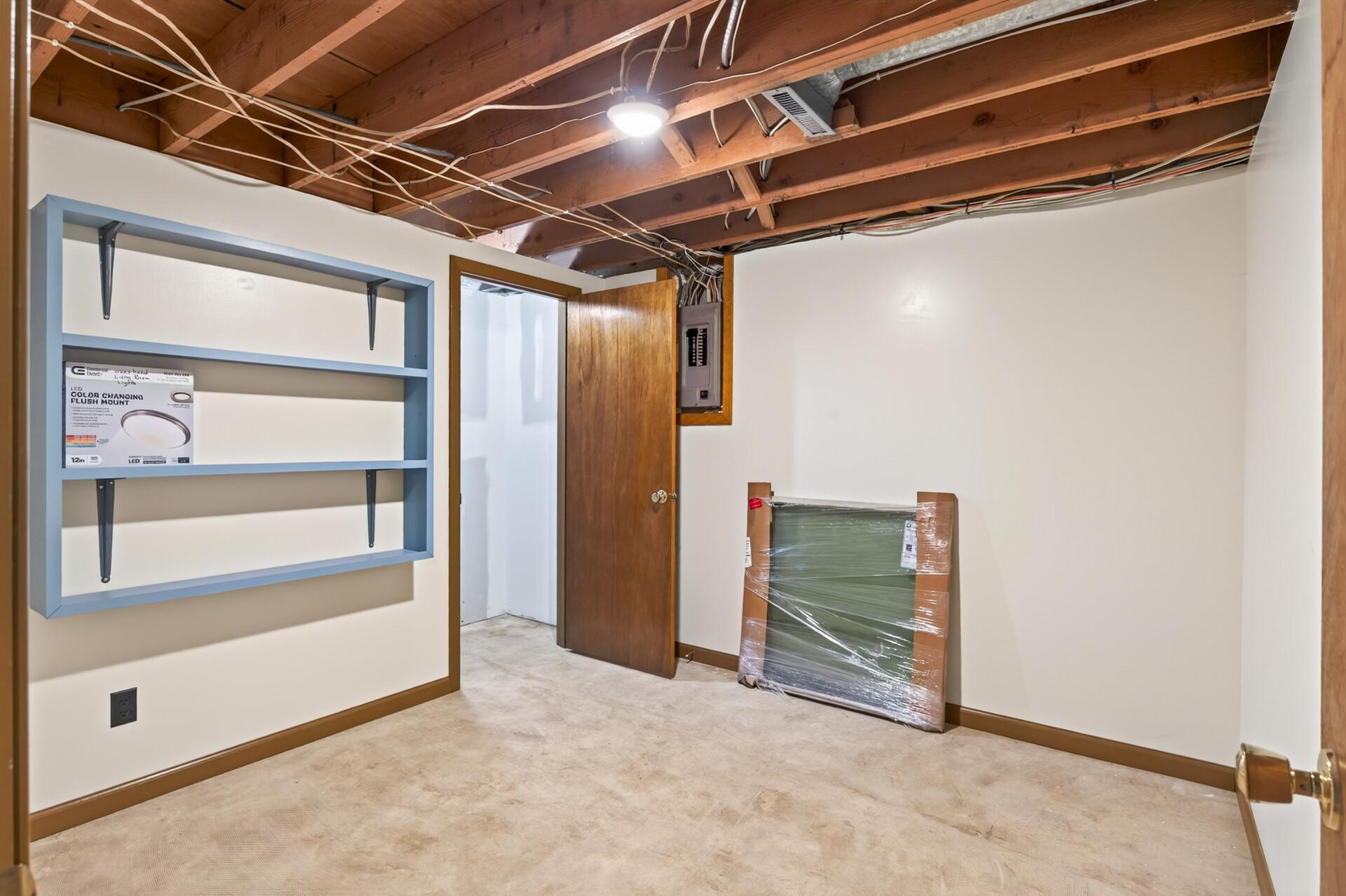 6033 Oak Circle Property Photo 21