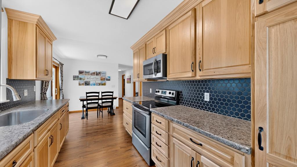 9321 105th Avenue Sw Property Photo 8