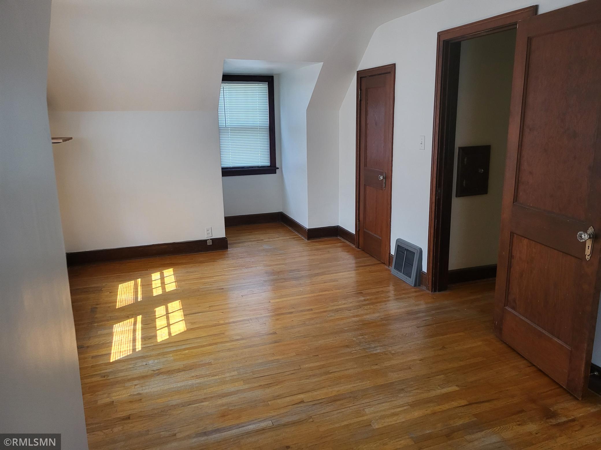 919 6th Street Sw Property Photo 16