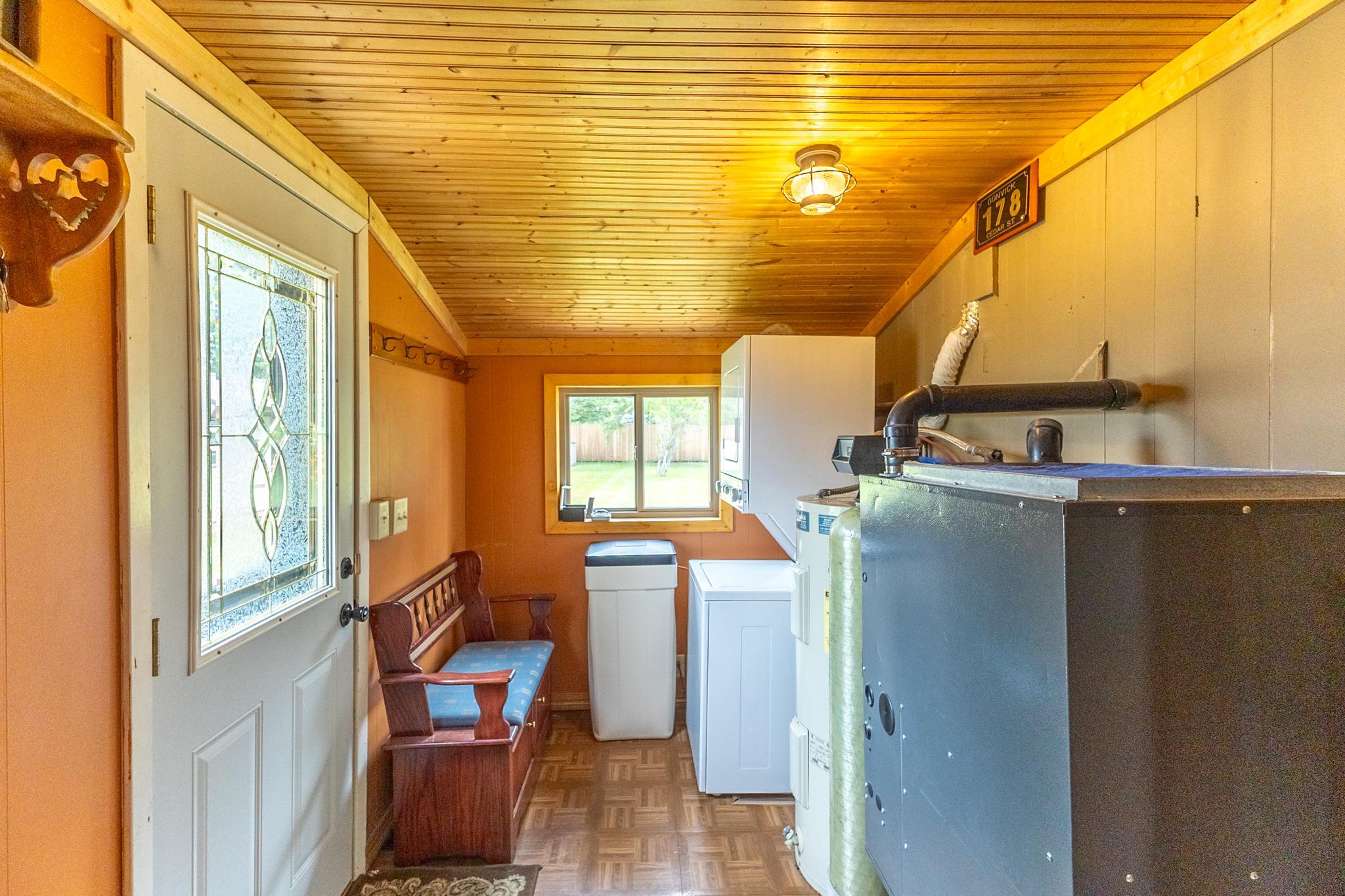 178 Cedar Street Property Photo 9