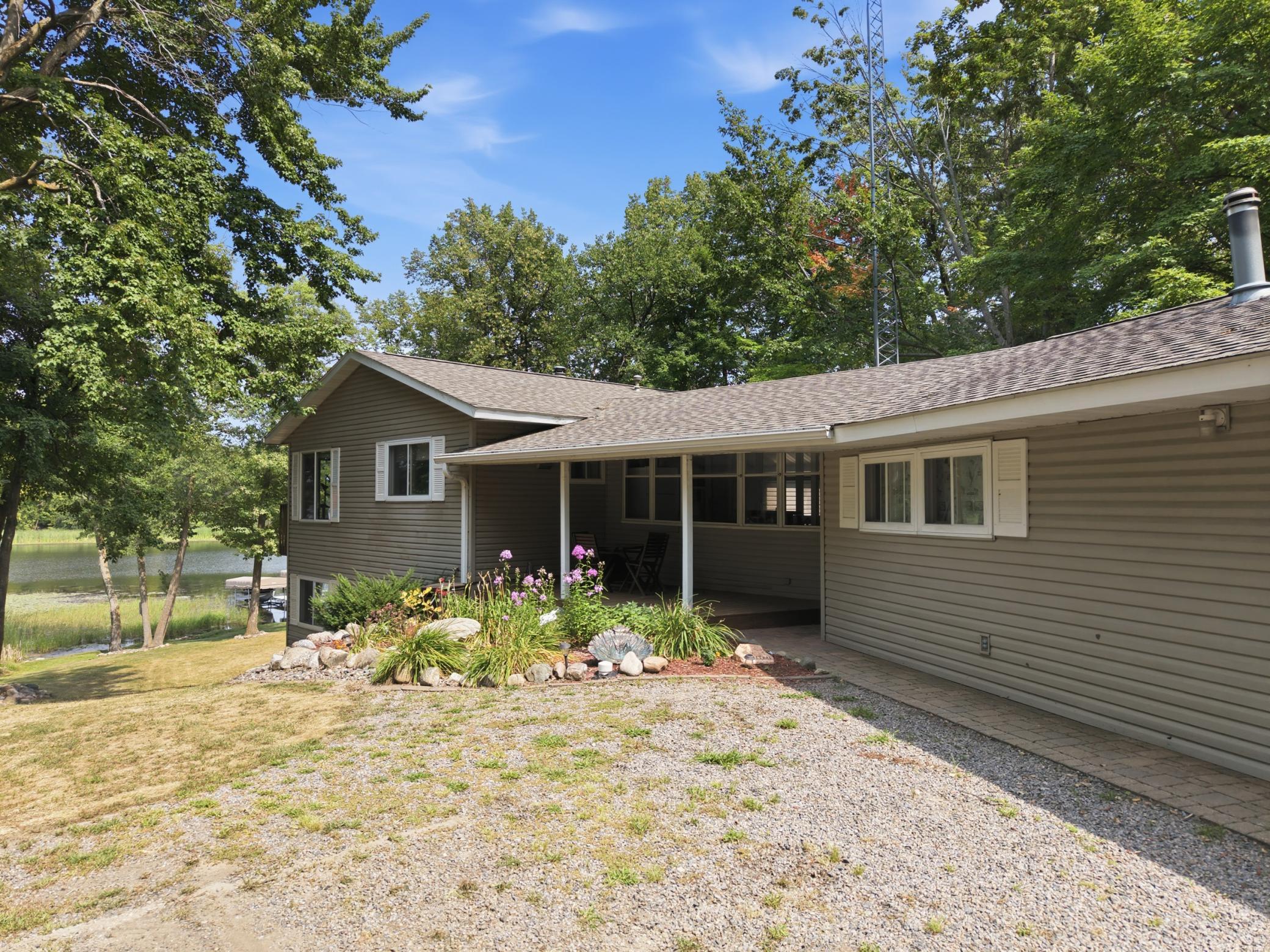30802 Rock Hill Drive Property Photo 5