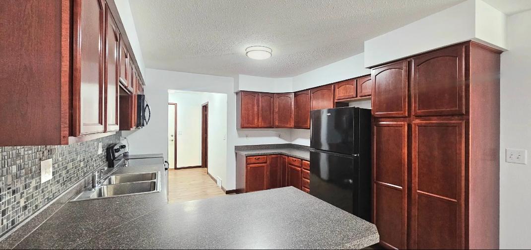 13 E 3rd Street Property Photo 11