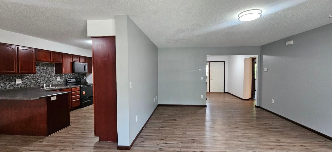 13 E 3rd Street Property Photo 16