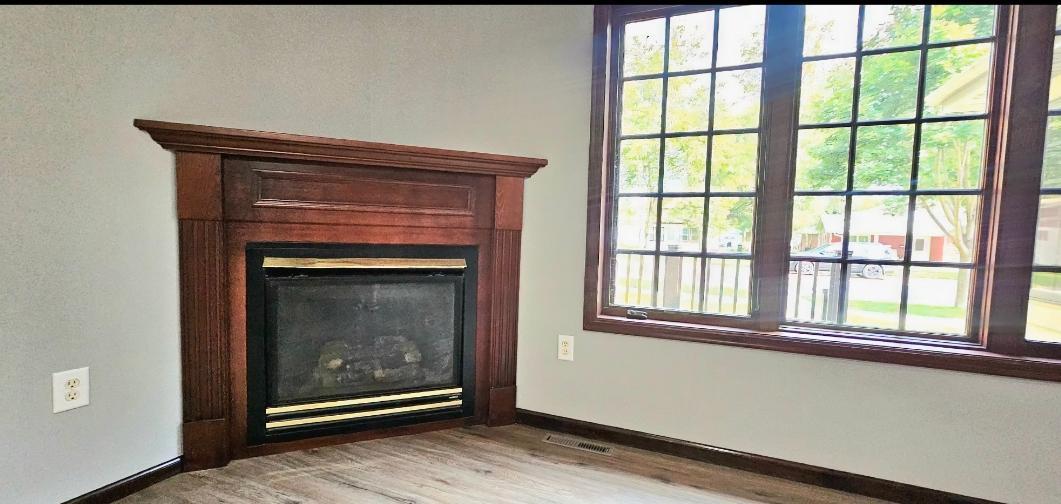 13 E 3rd Street Property Photo 18