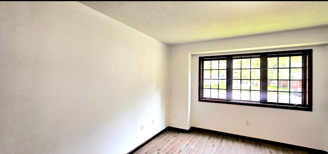 13 E 3rd Street Property Photo 33