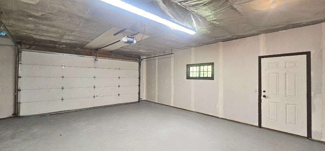 13 E 3rd Street Property Photo 34
