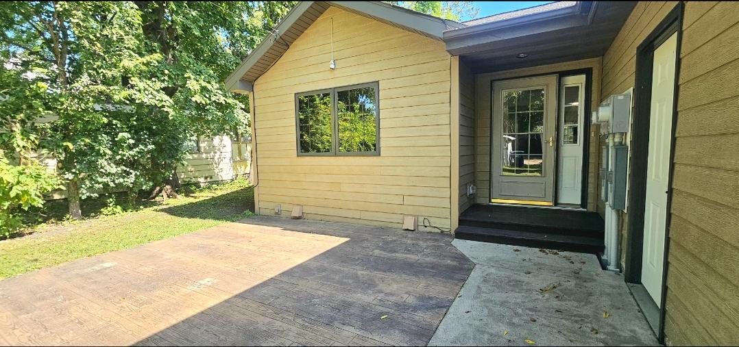 13 E 3rd Street Property Photo 40