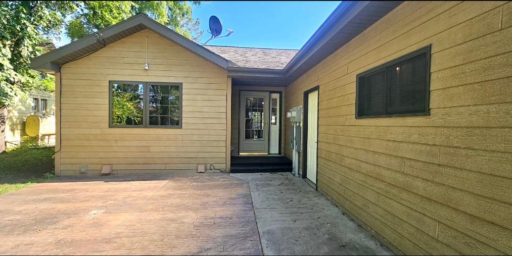 13 E 3rd Street Property Photo 42