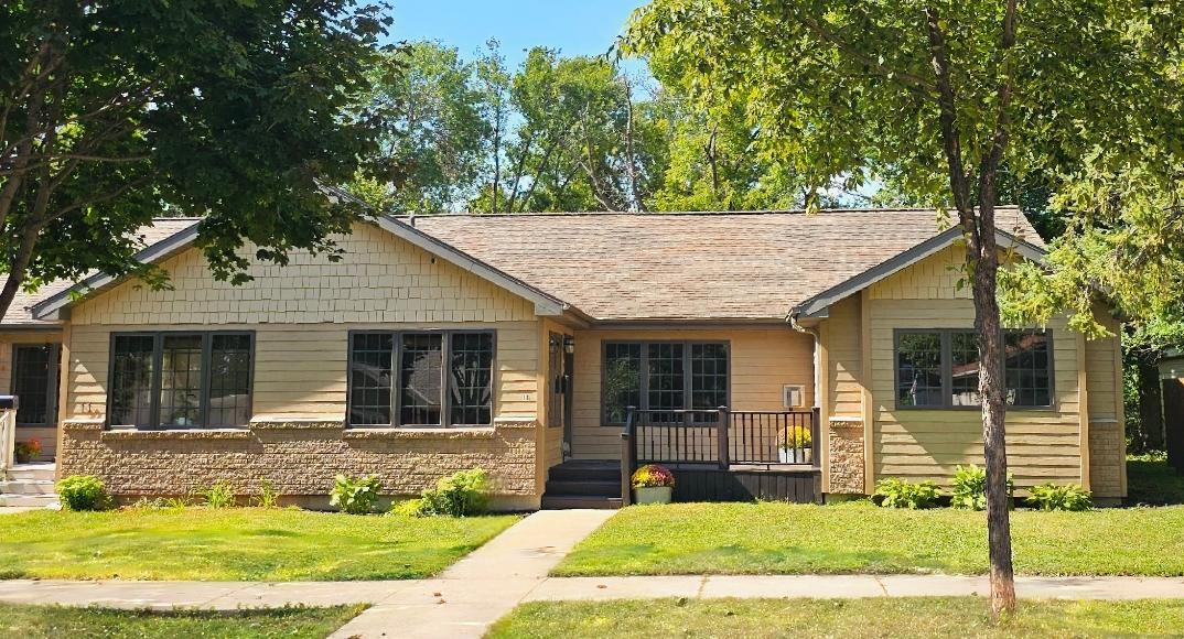 13 E 3rd Street Property Photo 43