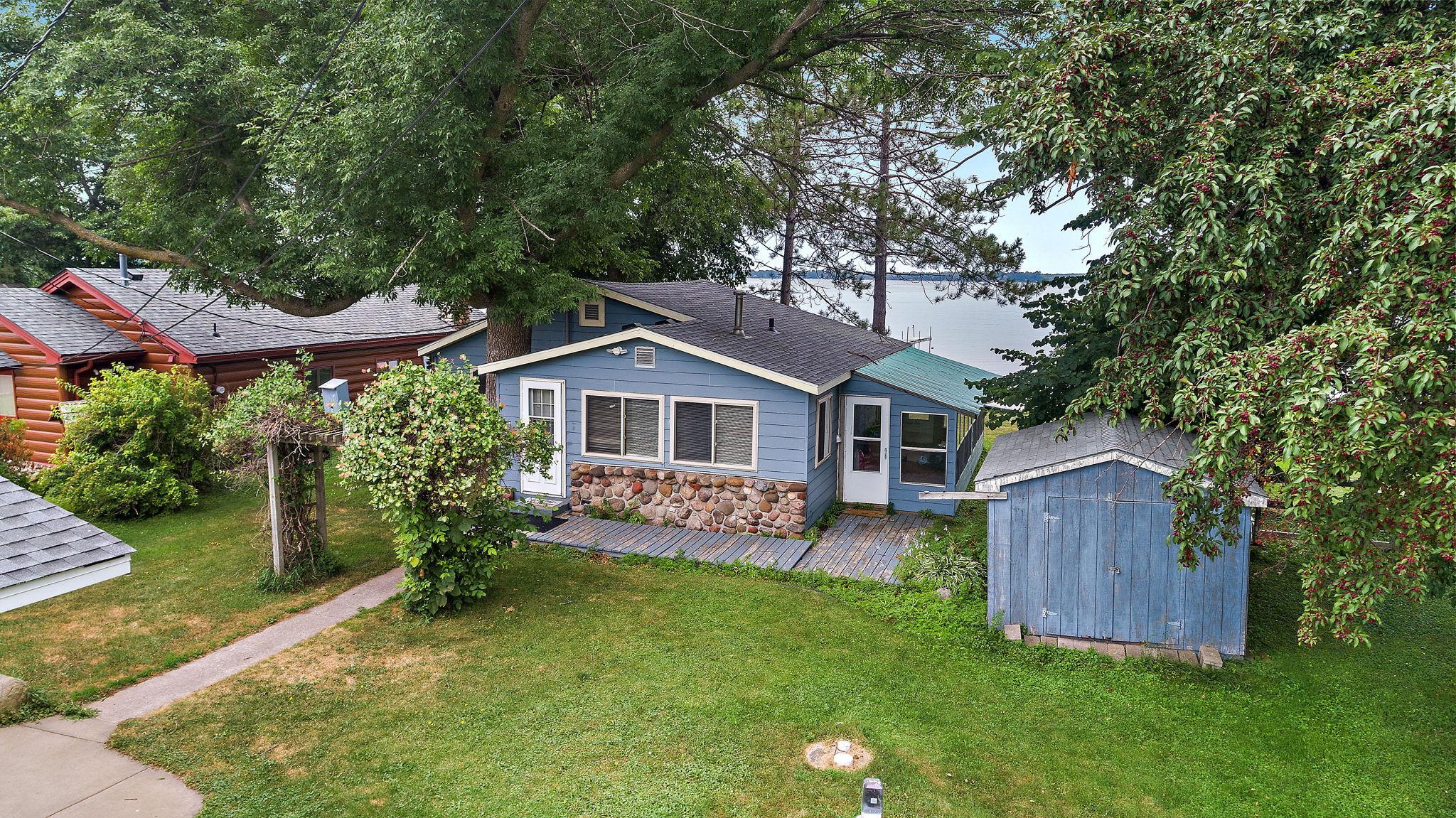 4228 Point Walk Property Photo 2