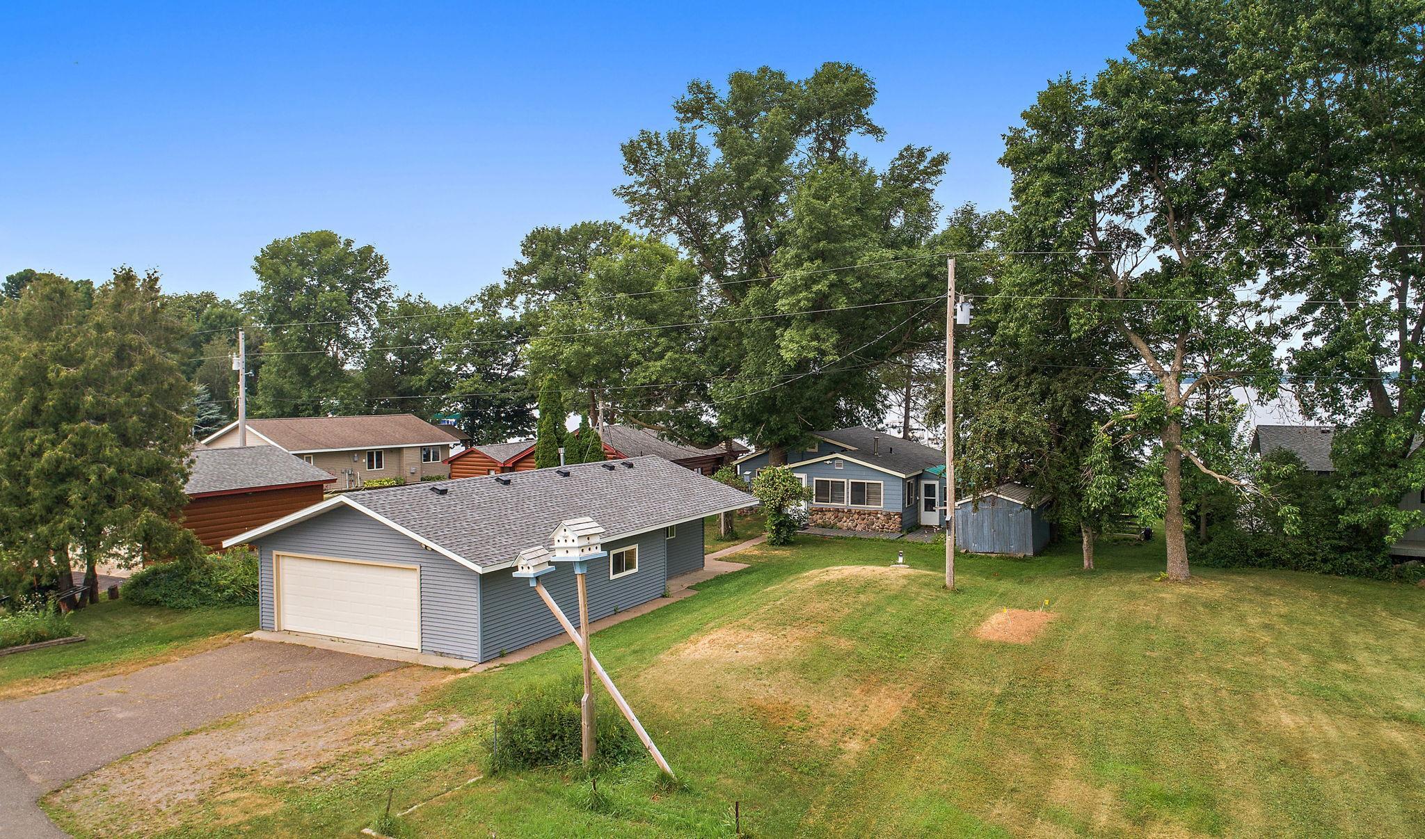 4228 Point Walk Property Photo 3