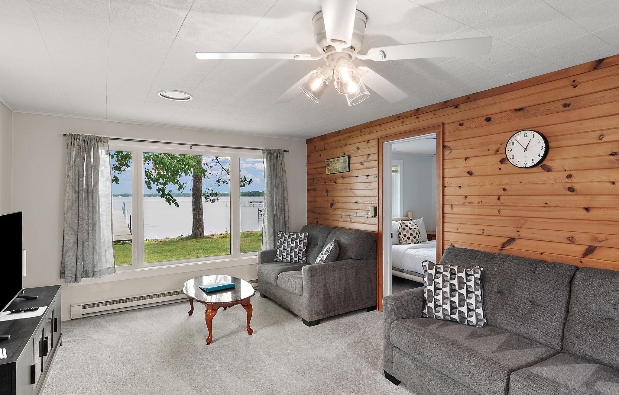 4228 Point Walk Property Photo 7