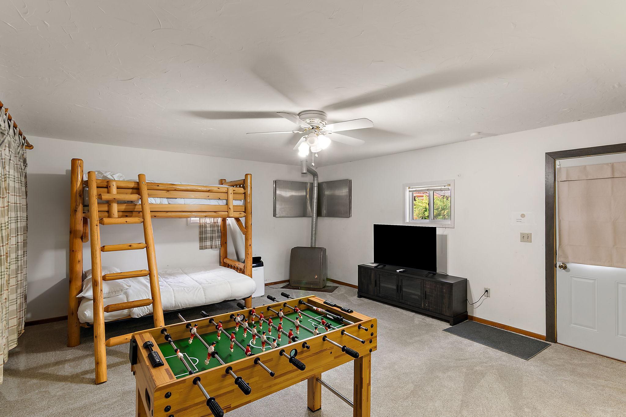 4228 Point Walk Property Photo 14