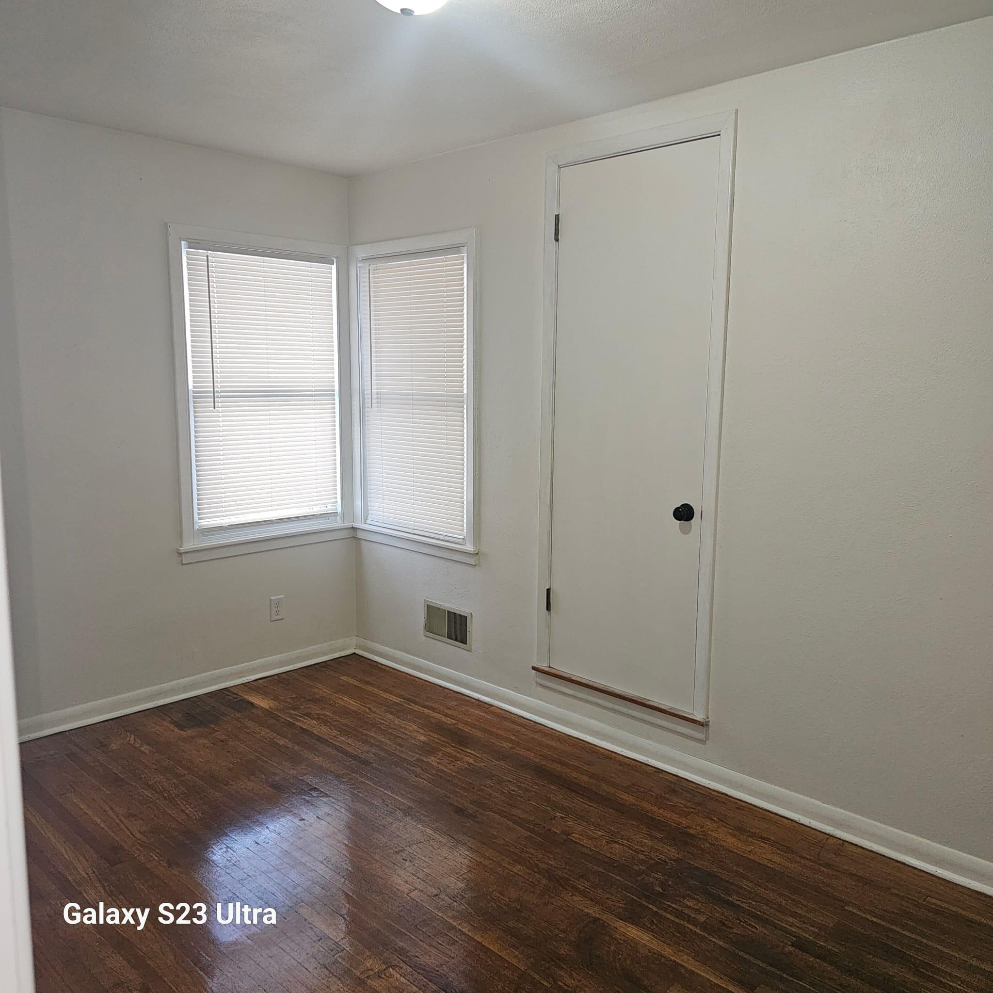 732 State Street Property Photo 6