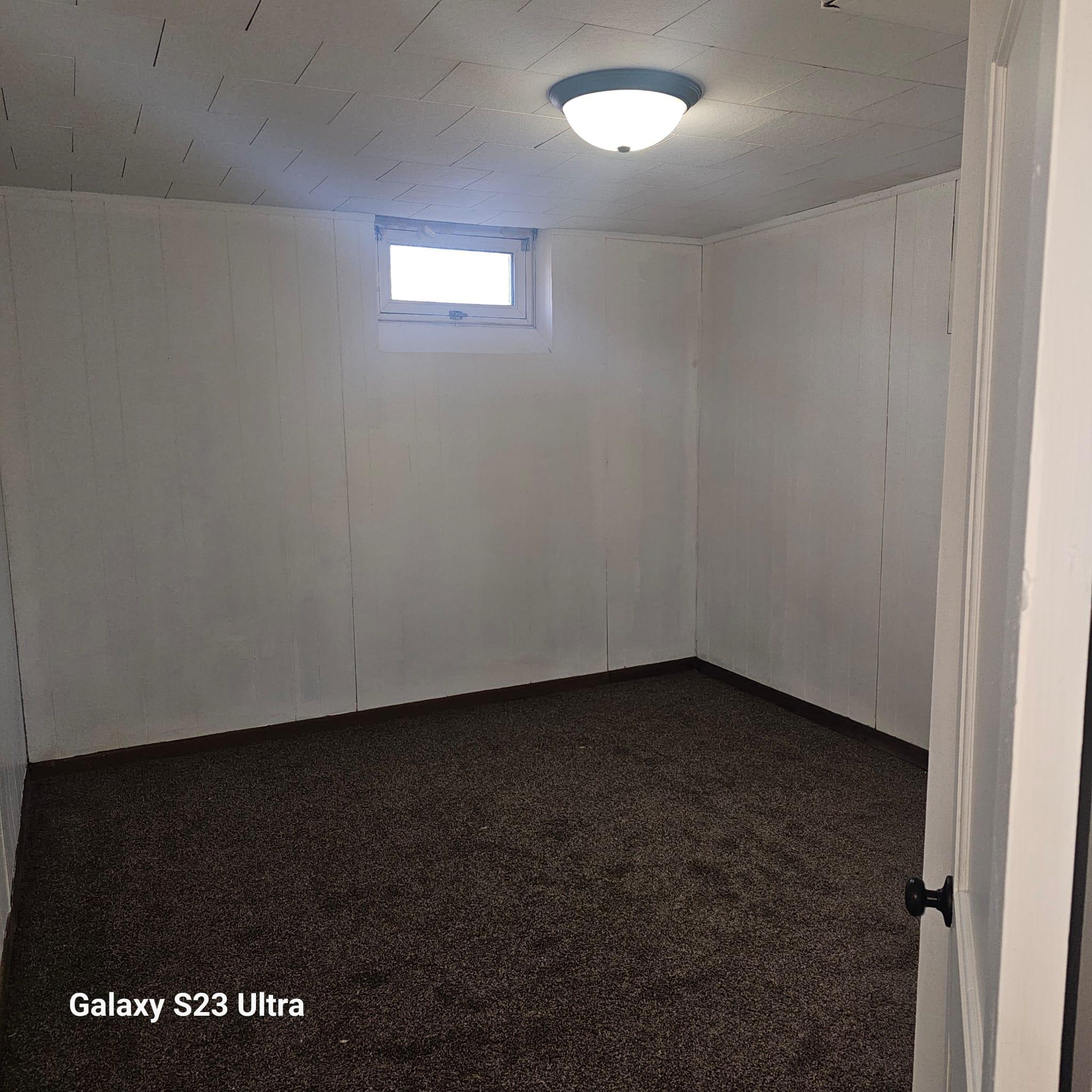 732 State Street Property Photo 8