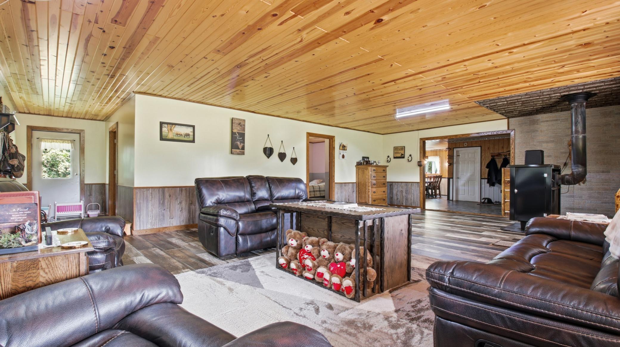 67 1 1/2 Street Property Photo 5