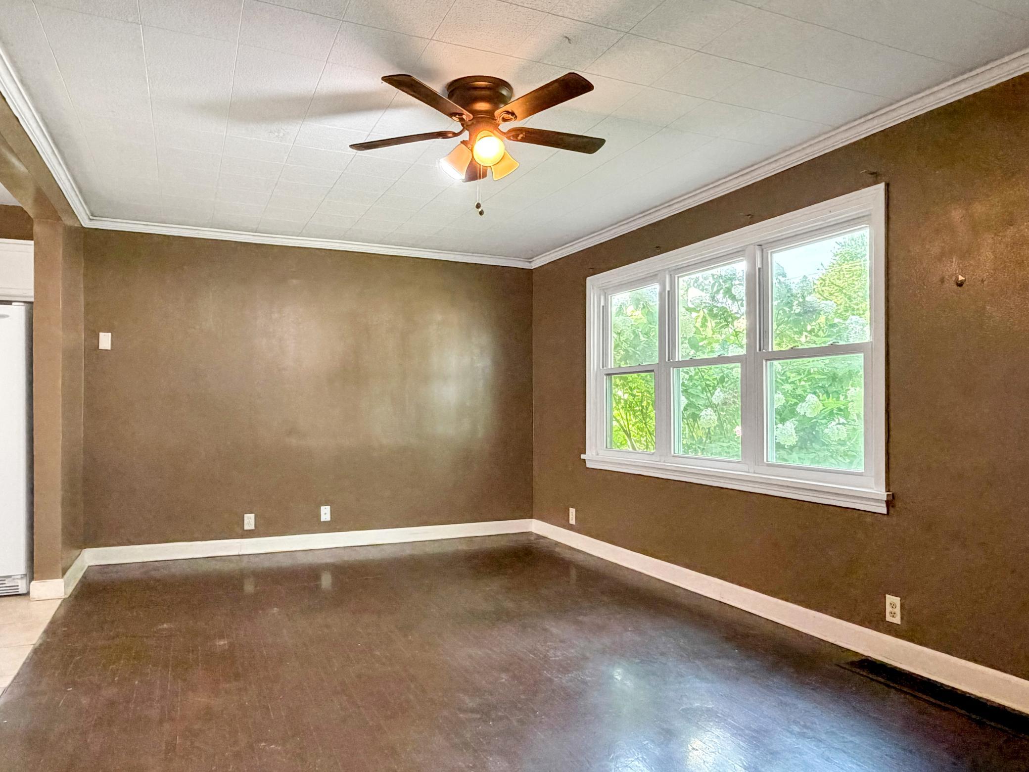 504 Edgewood Avenue Property Photo 4