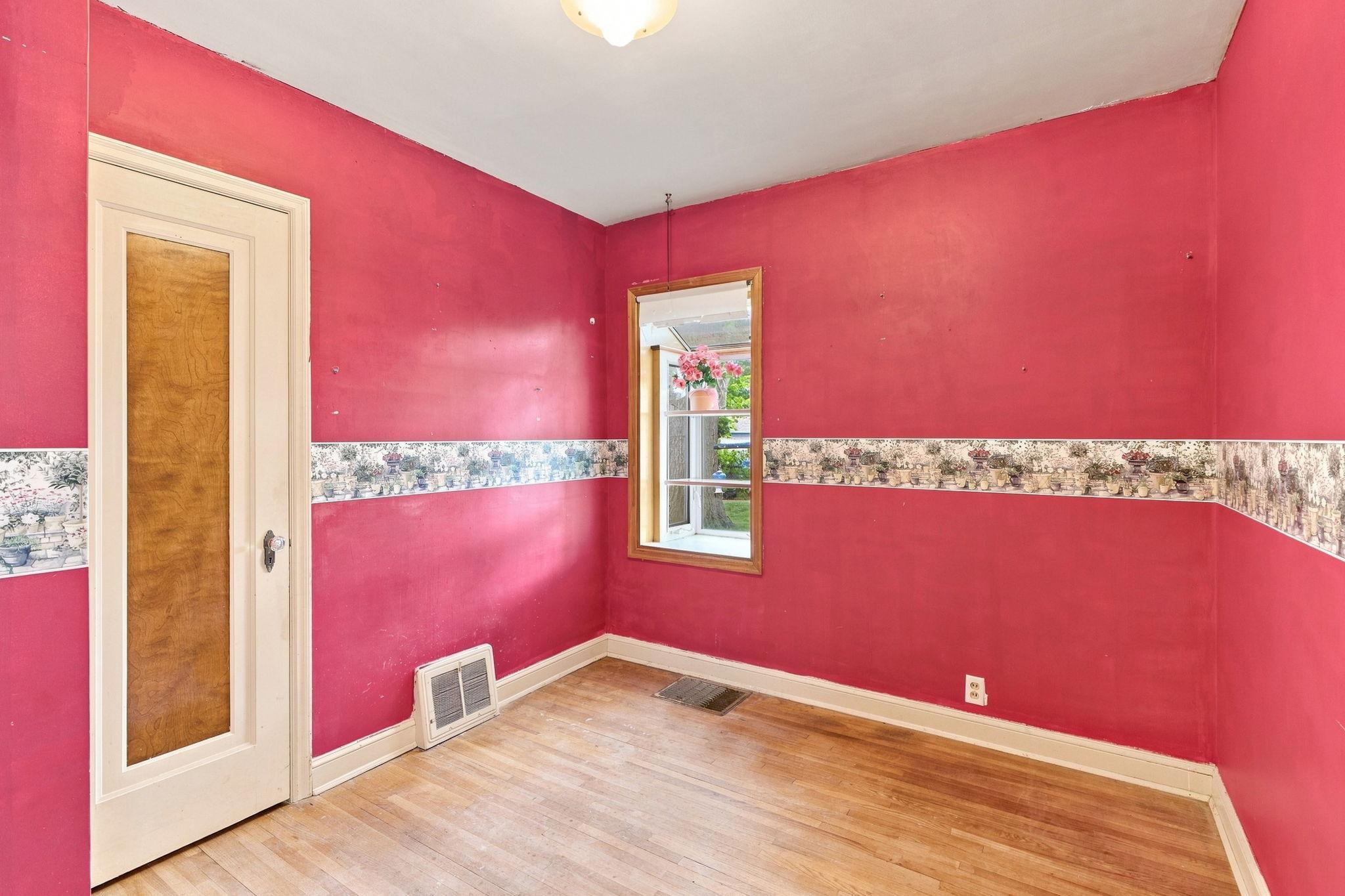 3326 Lincoln Street Ne Property Photo 16
