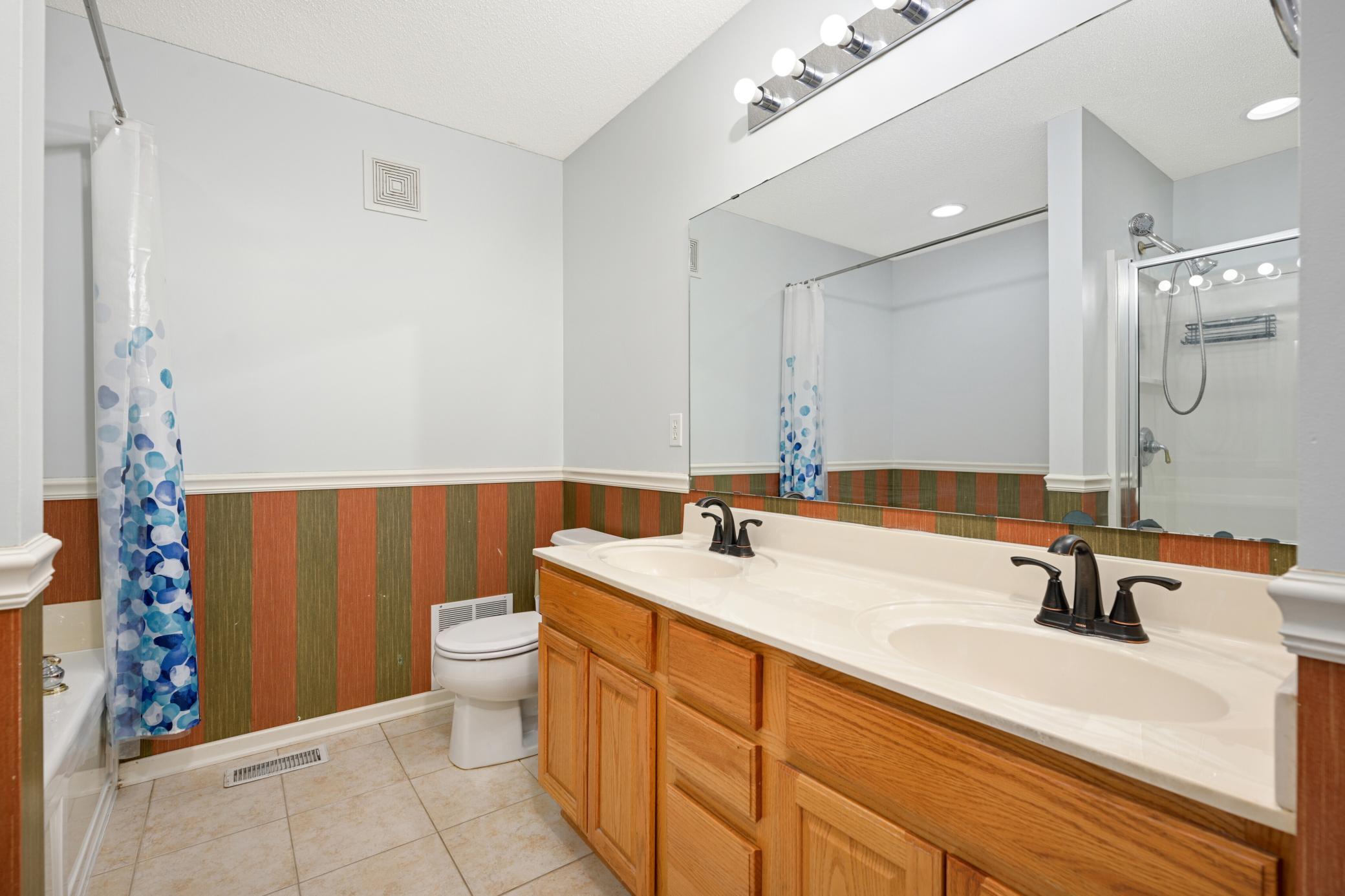 15729 Porchlight Lane Property Photo 21