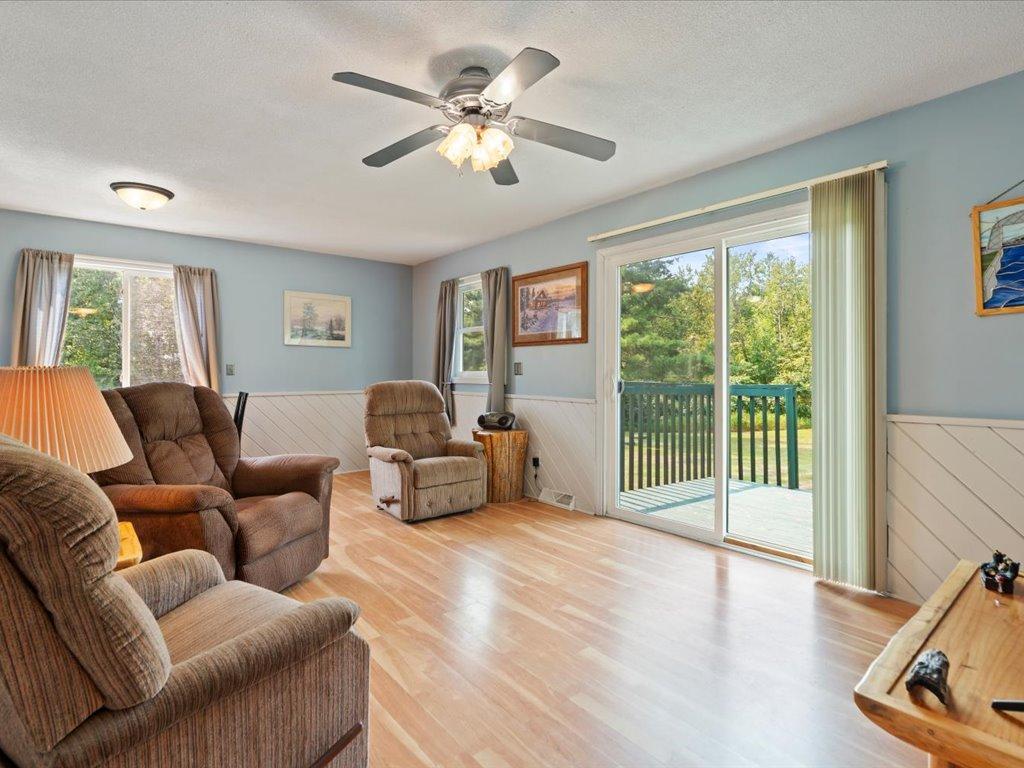 1066 8th Avenue Ne Property Photo 6