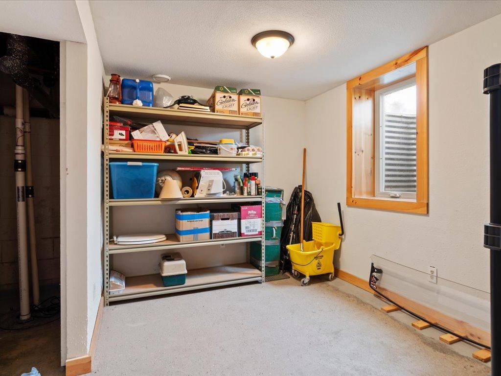 1066 8th Avenue Ne Property Photo 12