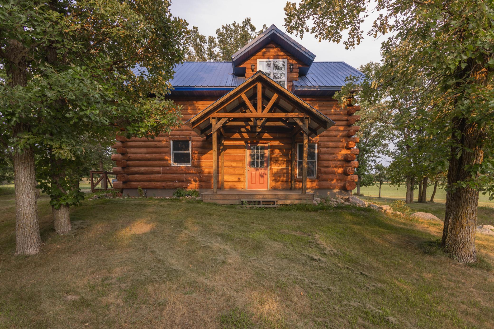 17231 330th Avenue Property Photo 3
