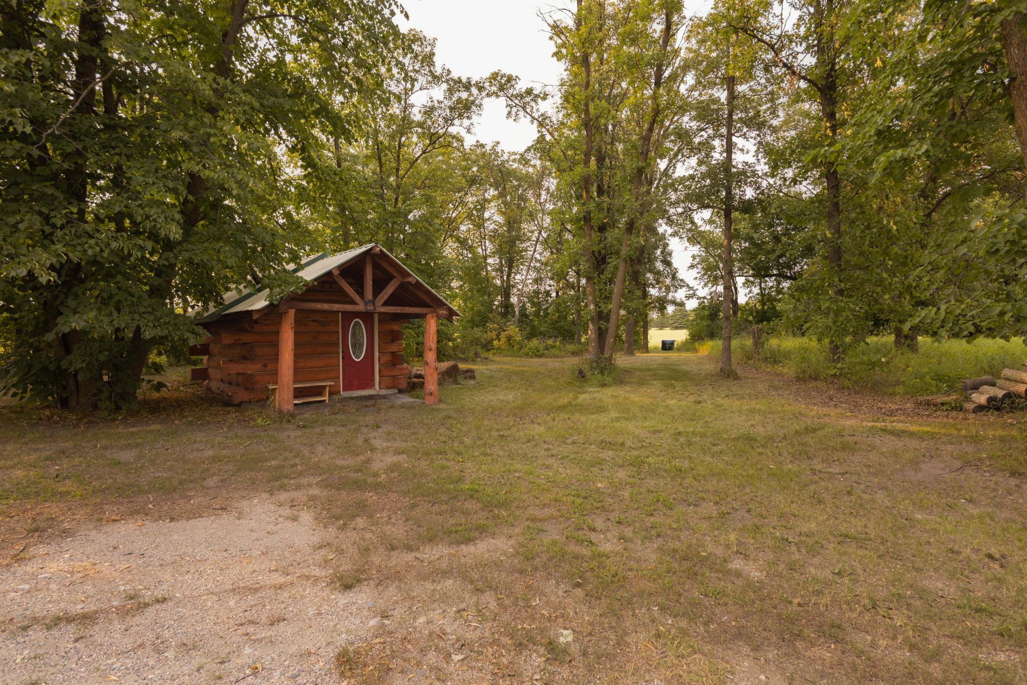 17231 330th Avenue Property Photo 4
