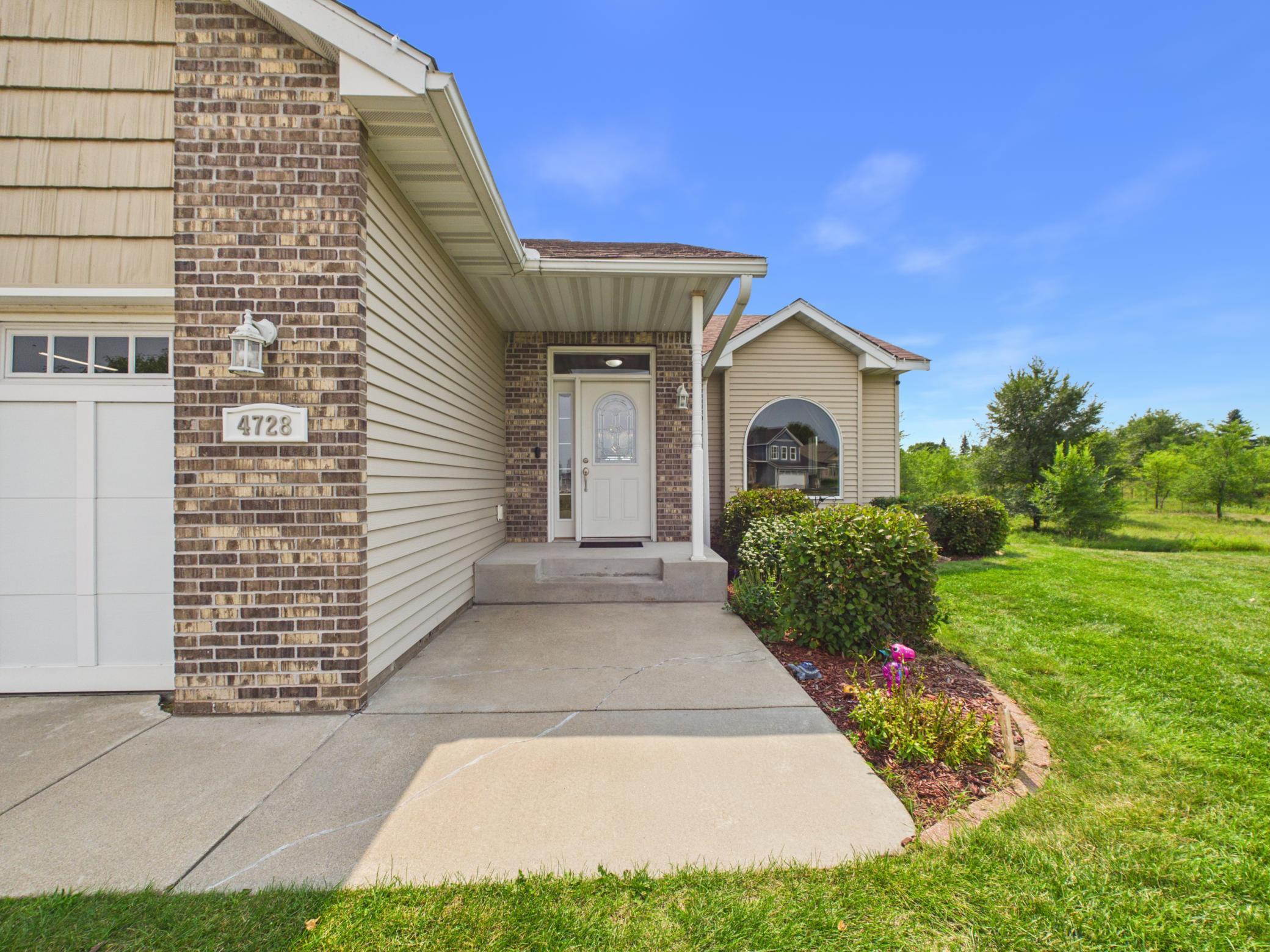 4728 4th Street Loop Ne Property Photo 4