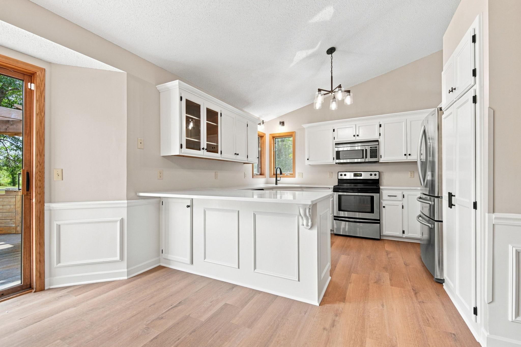 9081 13th Street Ne Property Photo 7