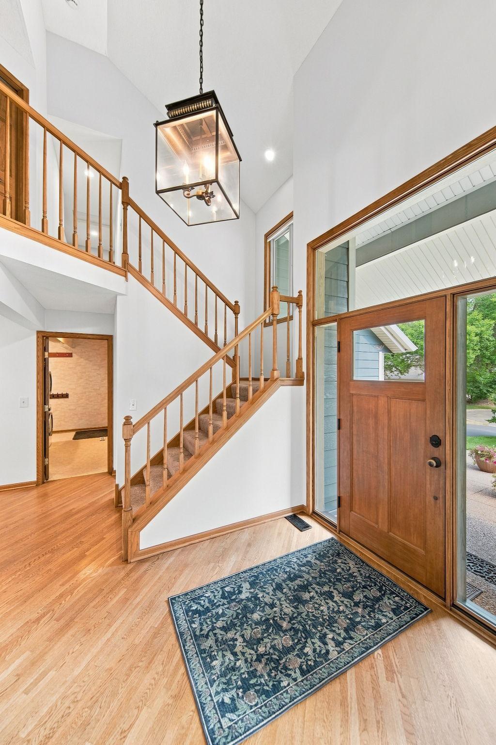 10340 Summer Place Property Photo 3