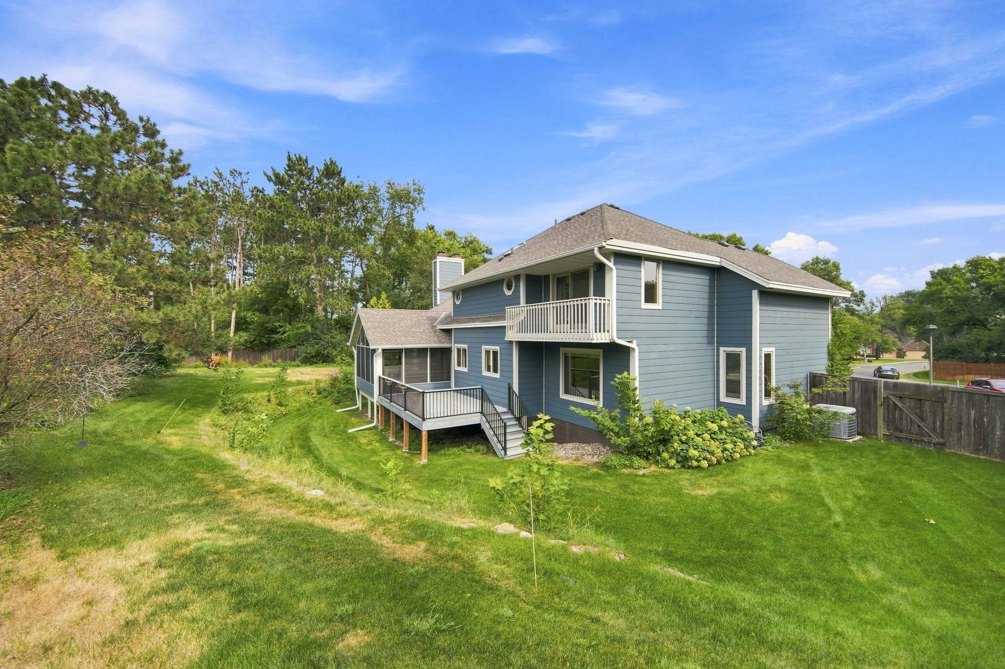 10340 Summer Place Property Photo 32