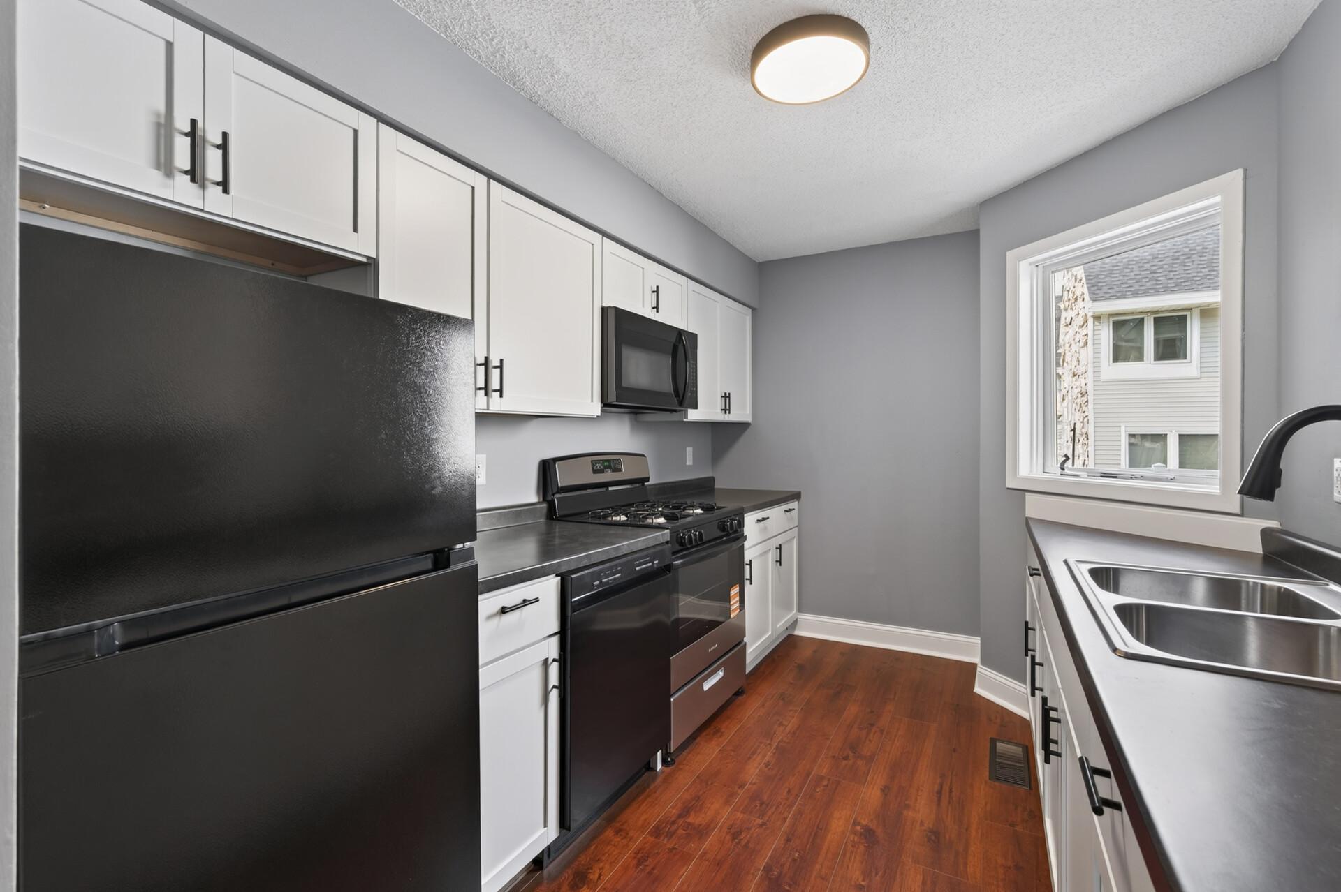 25 Stevens Street E 25 Property Photo 3