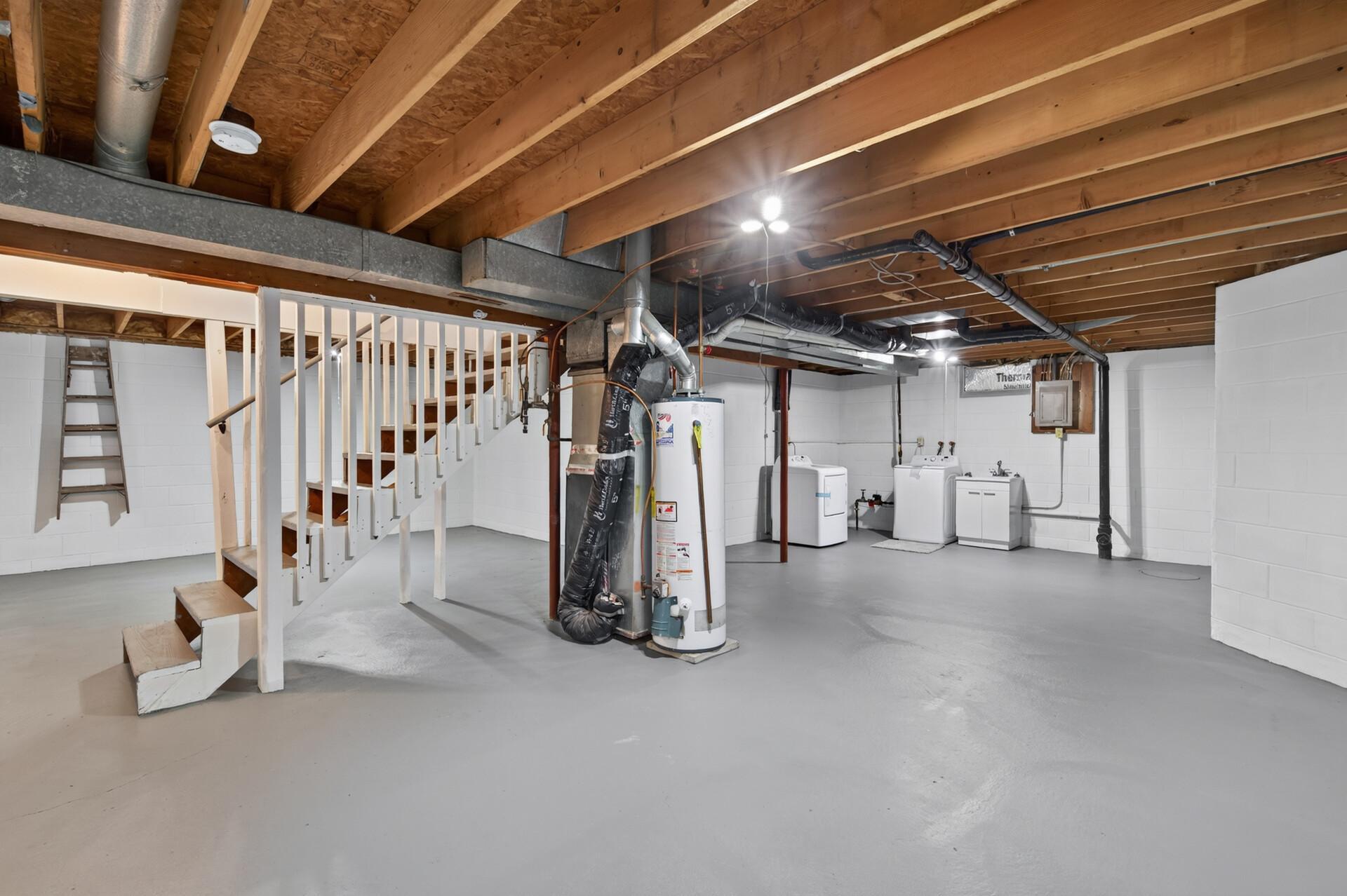 25 Stevens Street E 25 Property Photo 33