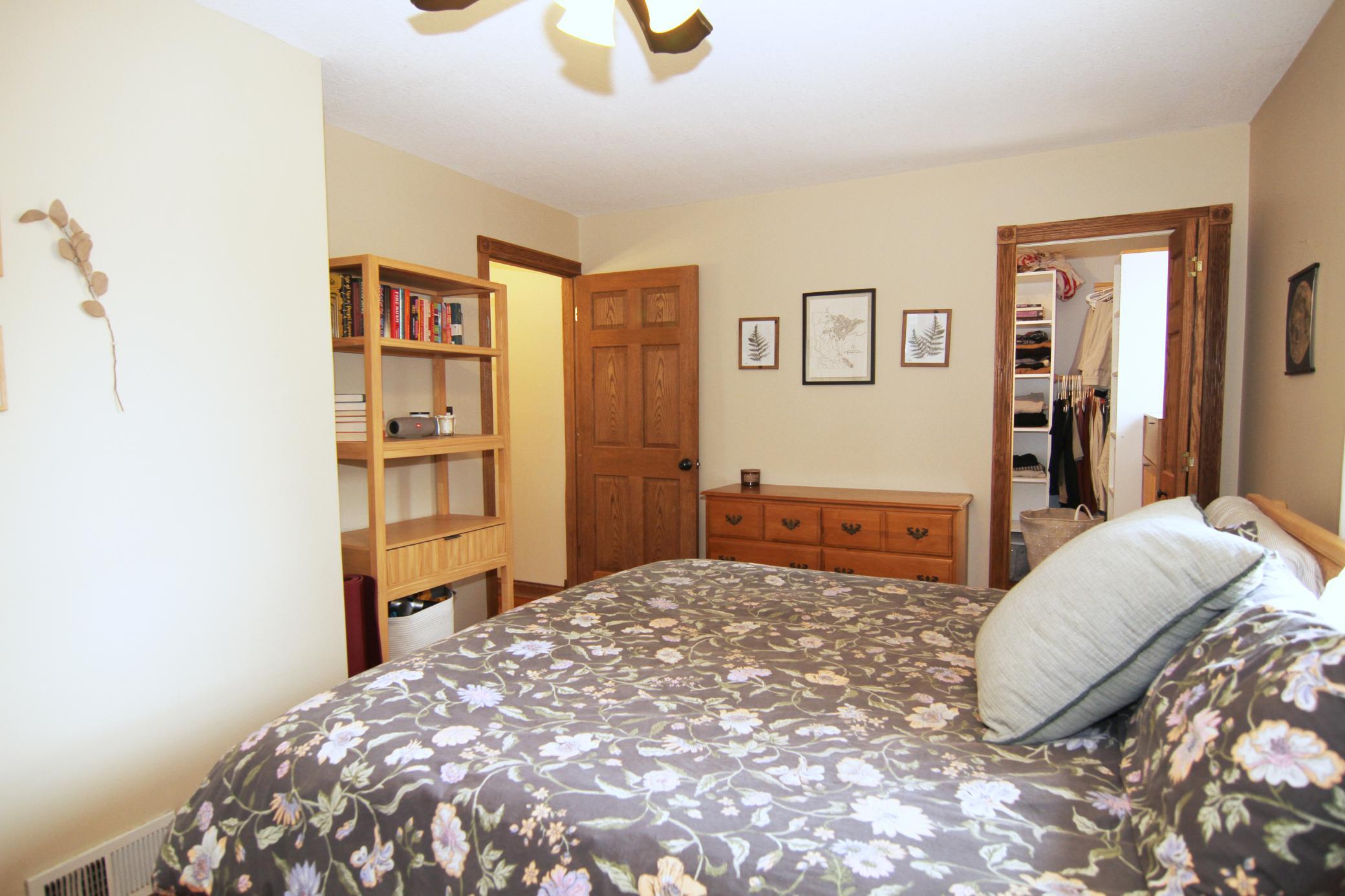 4142 Upton Avenue N Property Photo 13