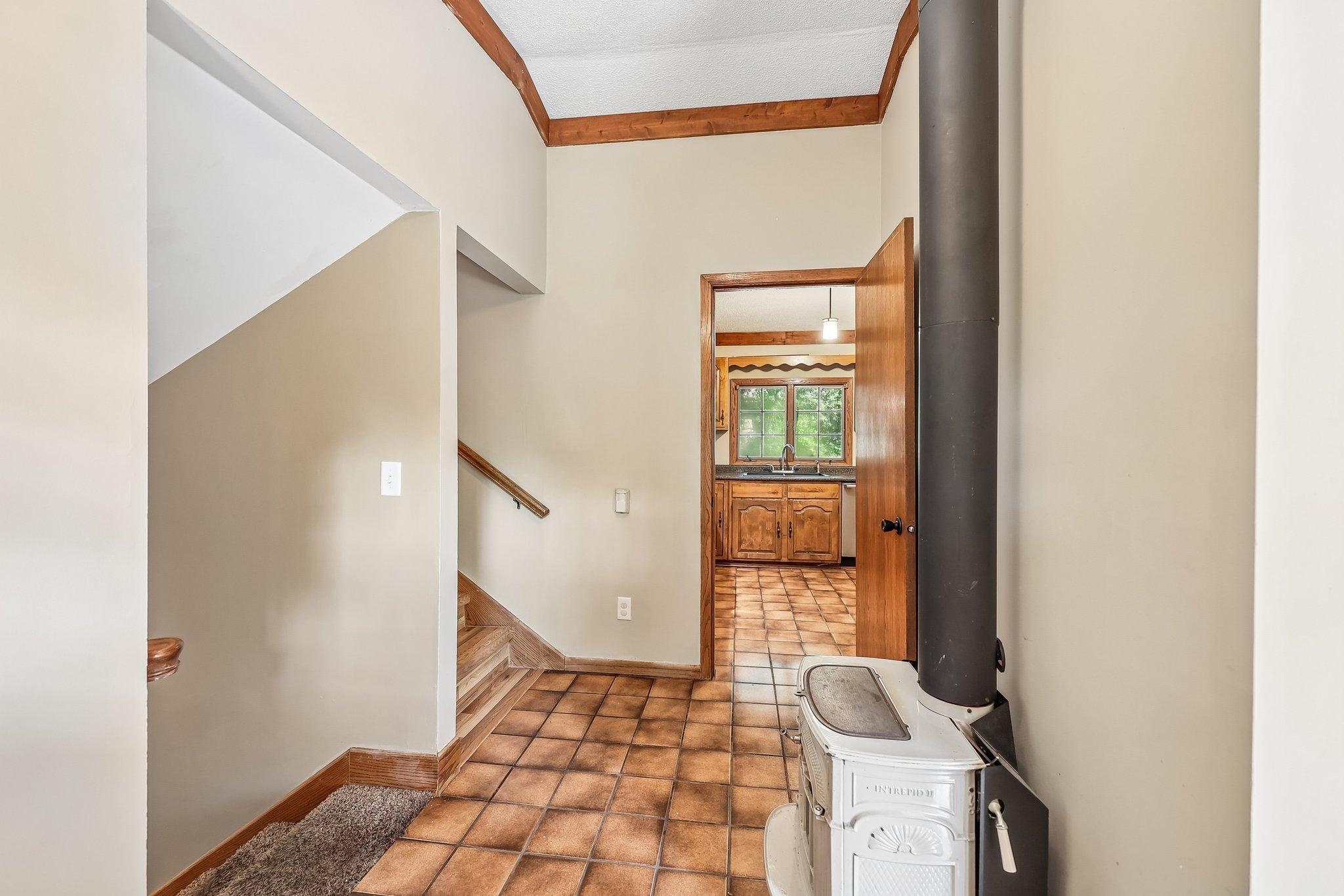 4311 Williston Road Property Photo 8