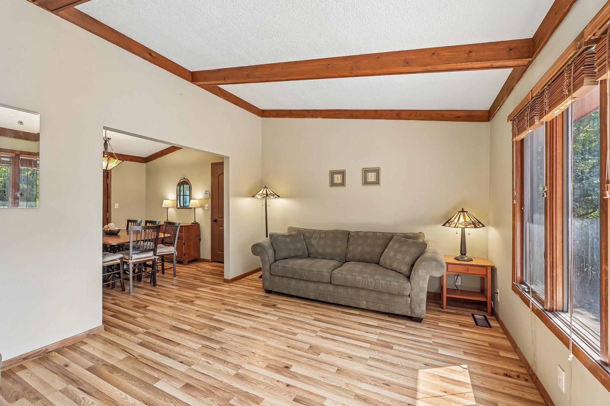 4311 Williston Road Property Photo 9