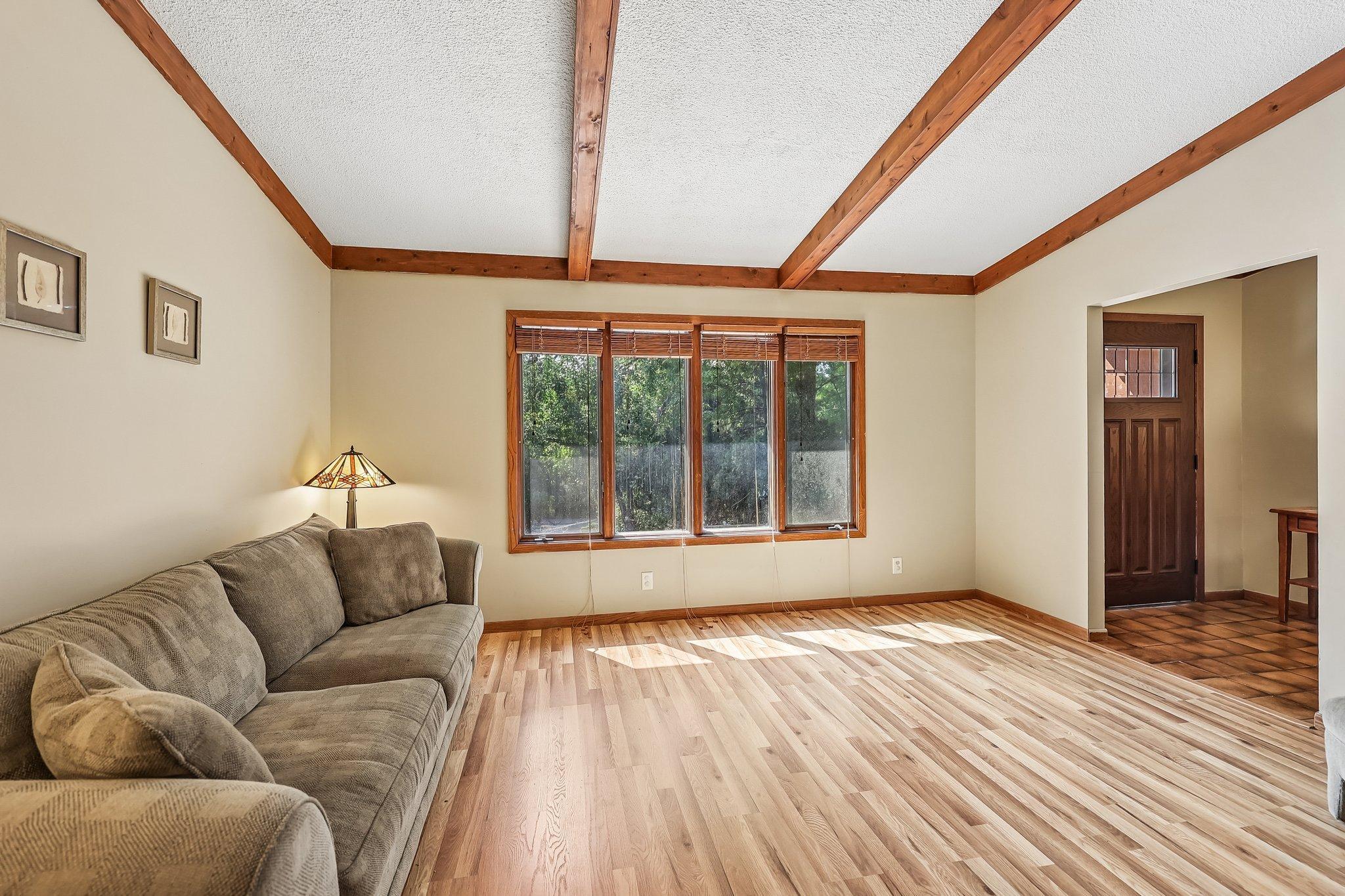 4311 Williston Road Property Photo 11