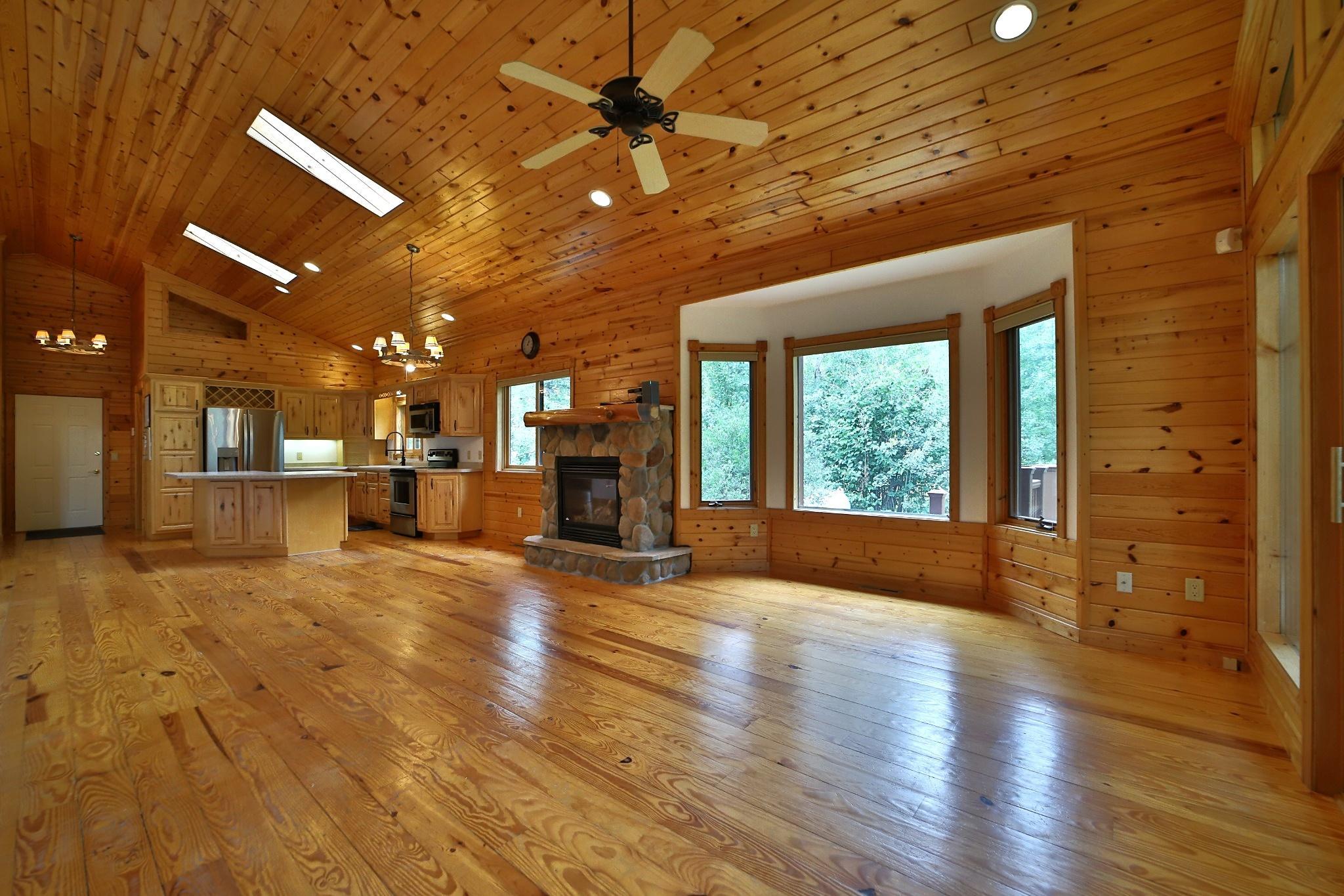 39916 Par West Drive Property Photo 8