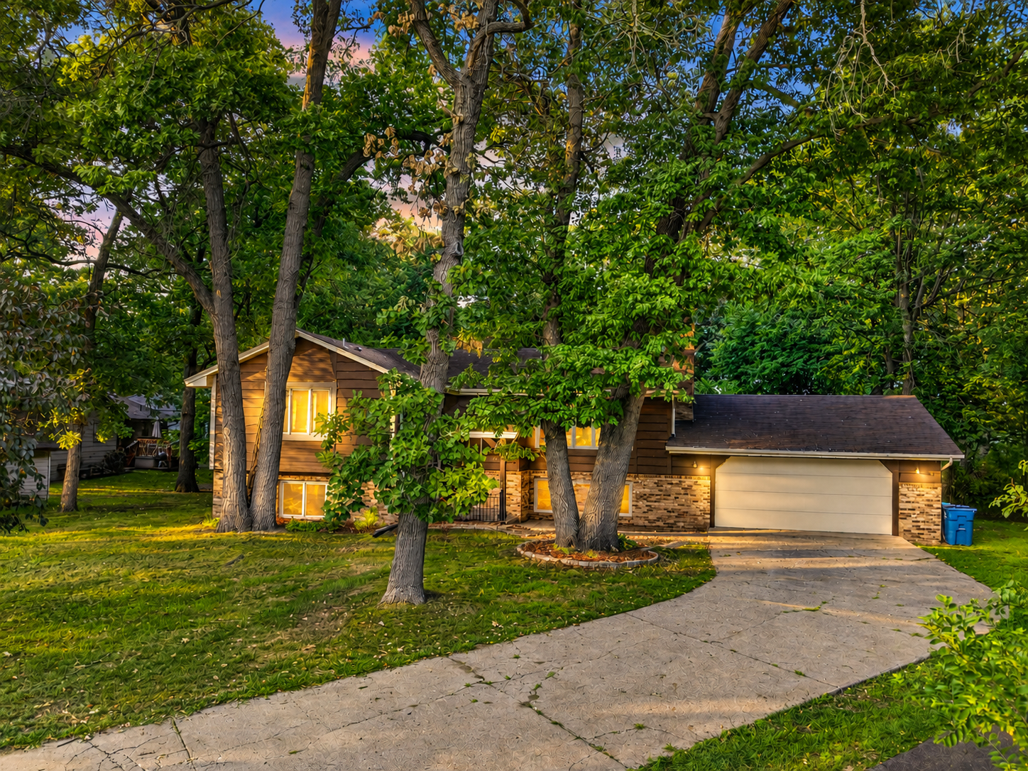 10890 133rd Circle N Property Photo 1