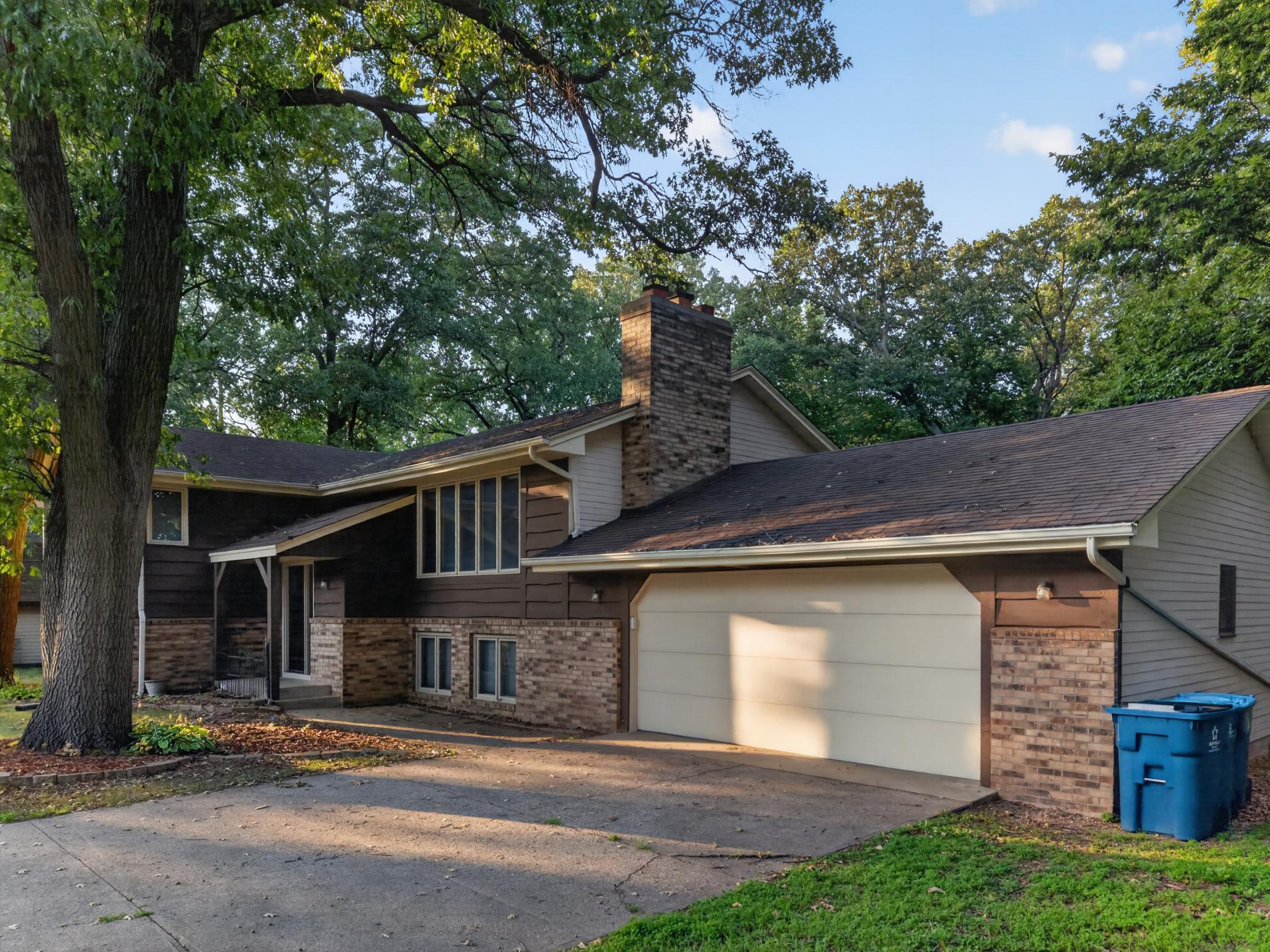 10890 133rd Circle N Property Photo 3