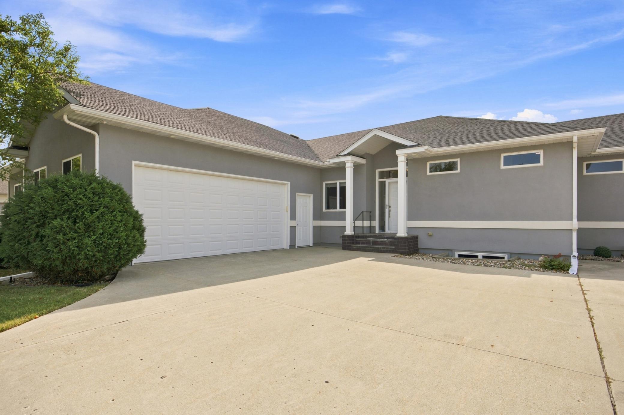 715 Northridge Way Property Photo 1