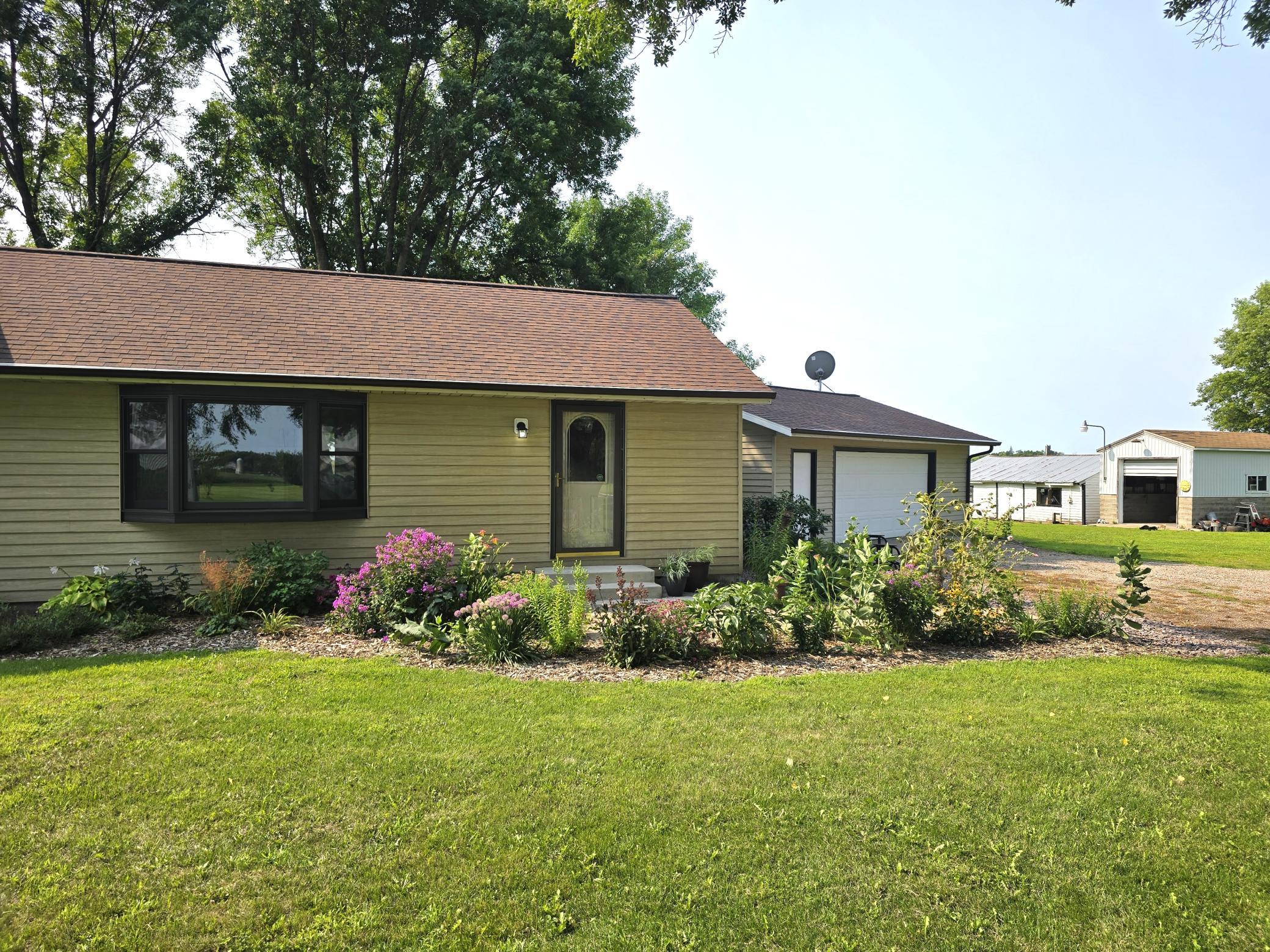60247 State Highway 19 Property Photo 2