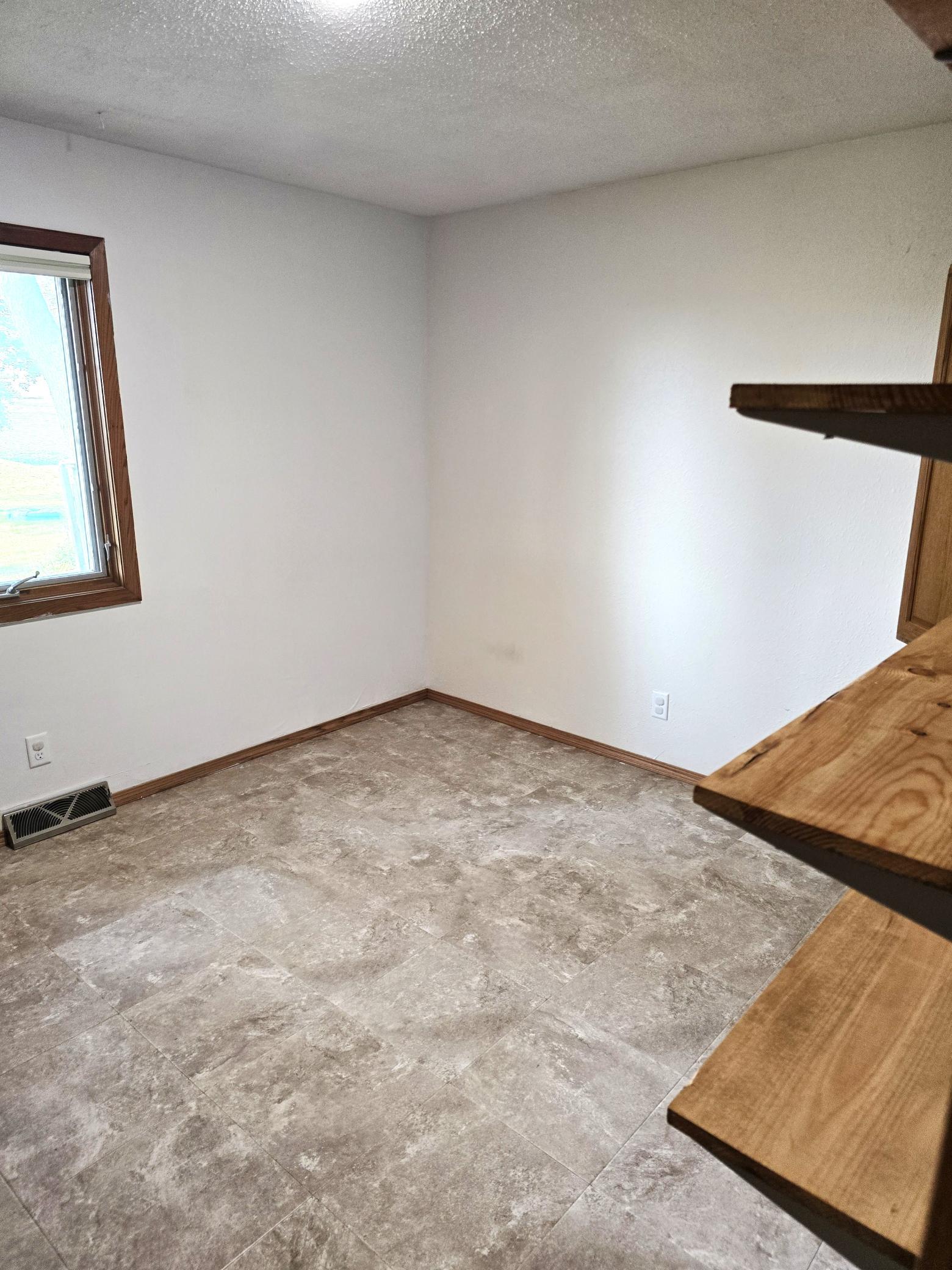 60247 State Highway 19 Property Photo 14